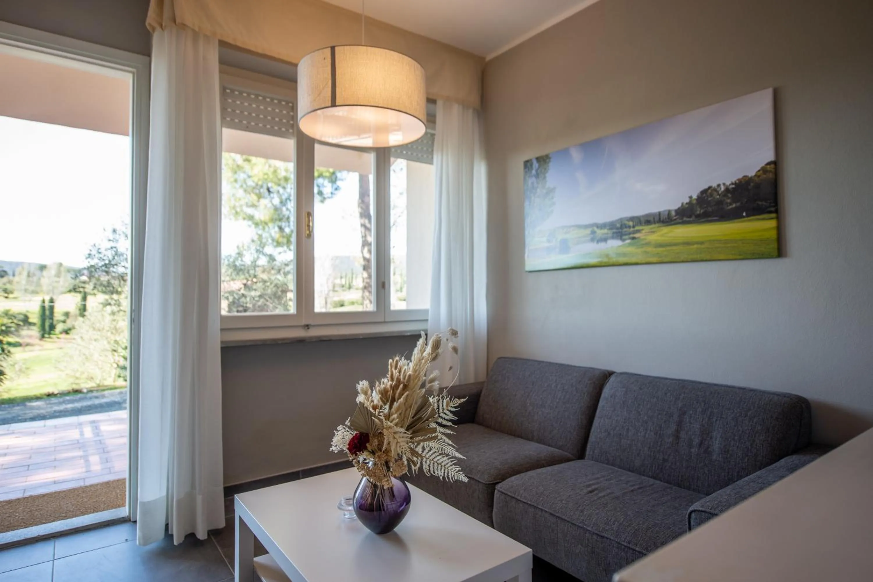 Living room in Il Pelagone Hotel & Golf Resort Toscana