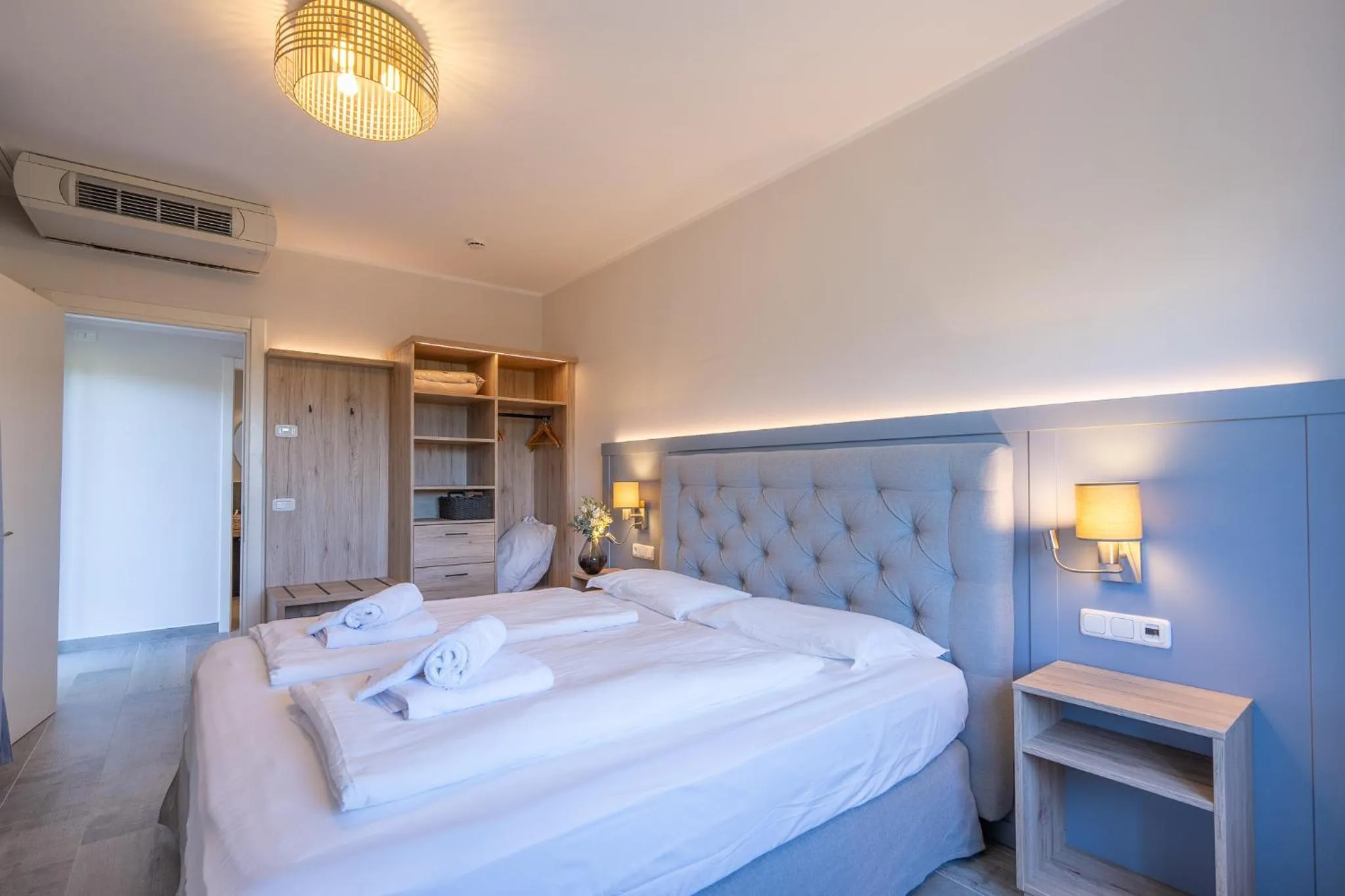 Bedroom, Bed in Il Pelagone Hotel & Golf Resort Toscana