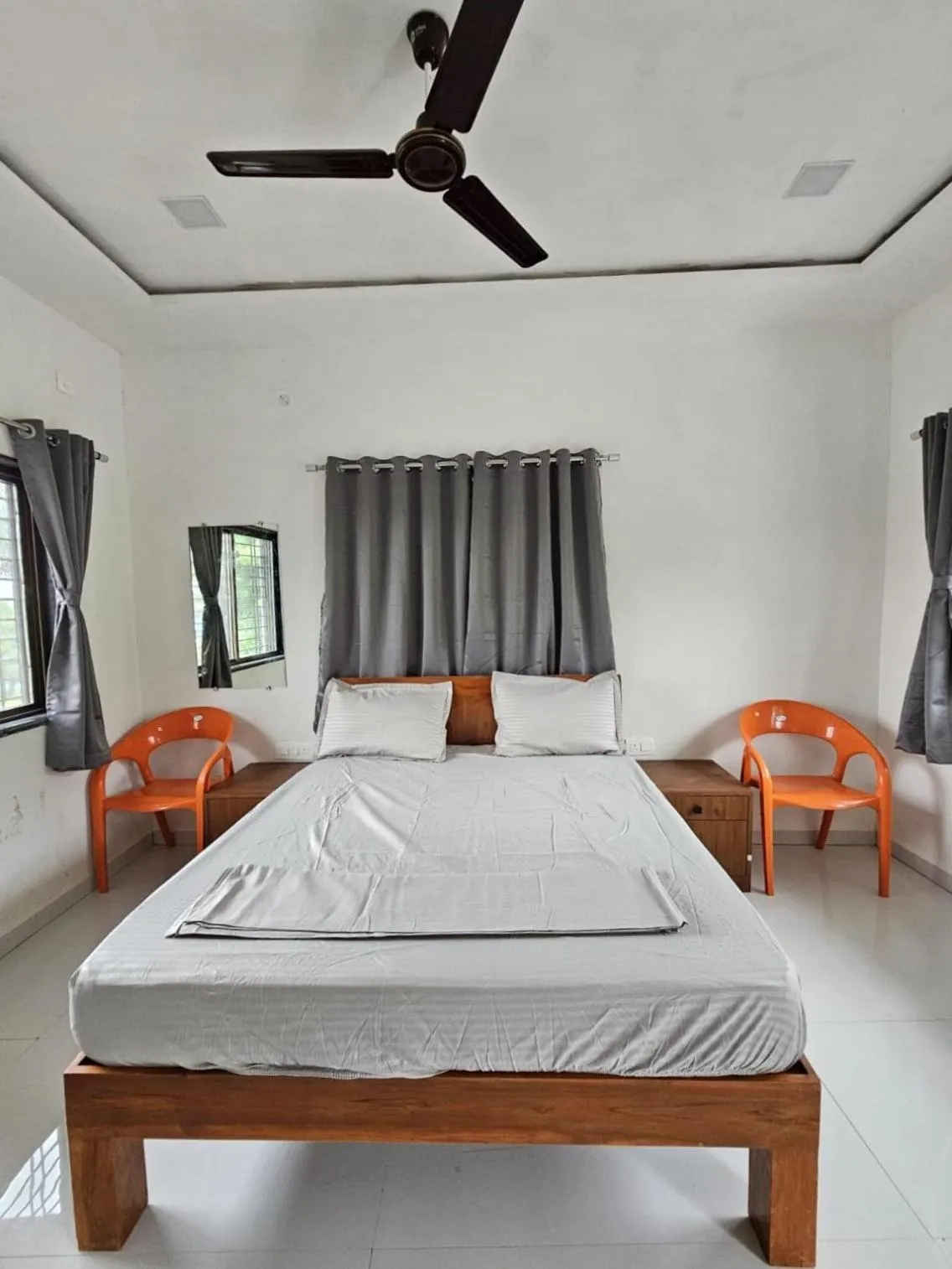 Bed in Hotel Randha and Lodging