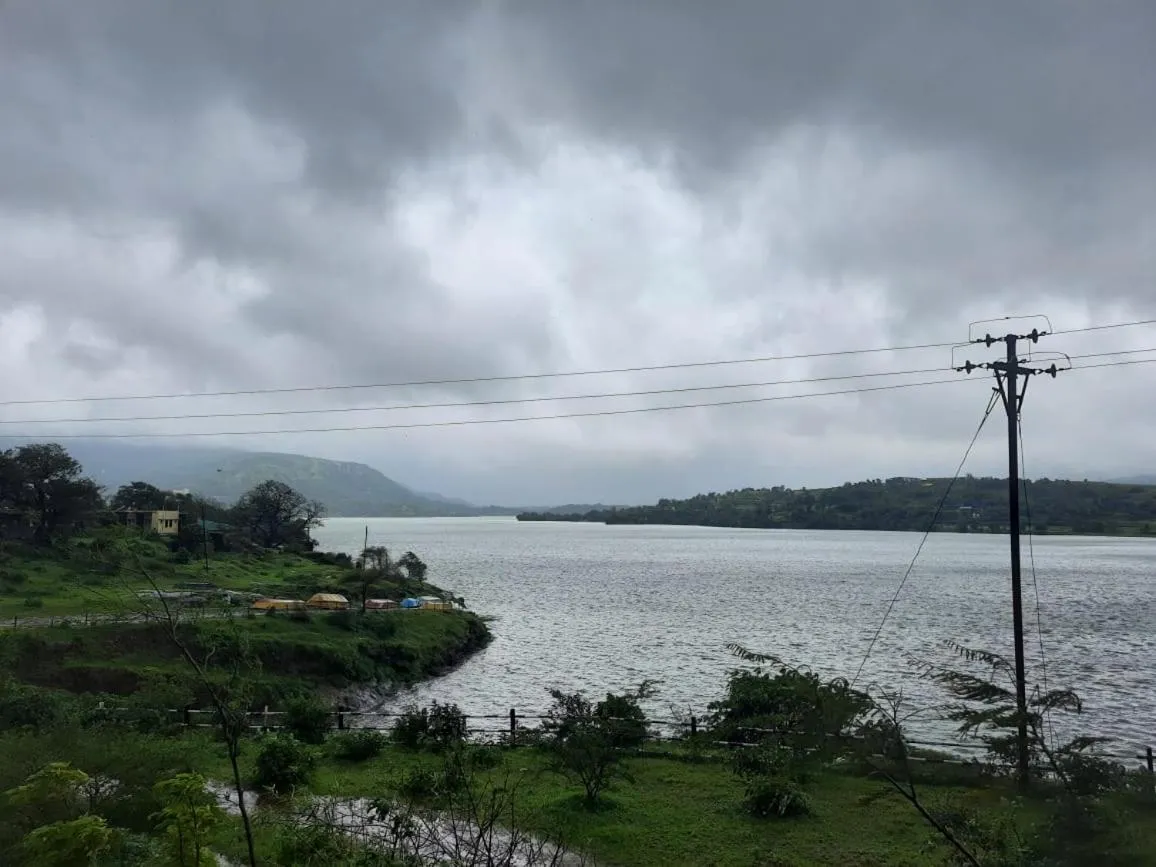 Day in Hotel Randha and Lodging