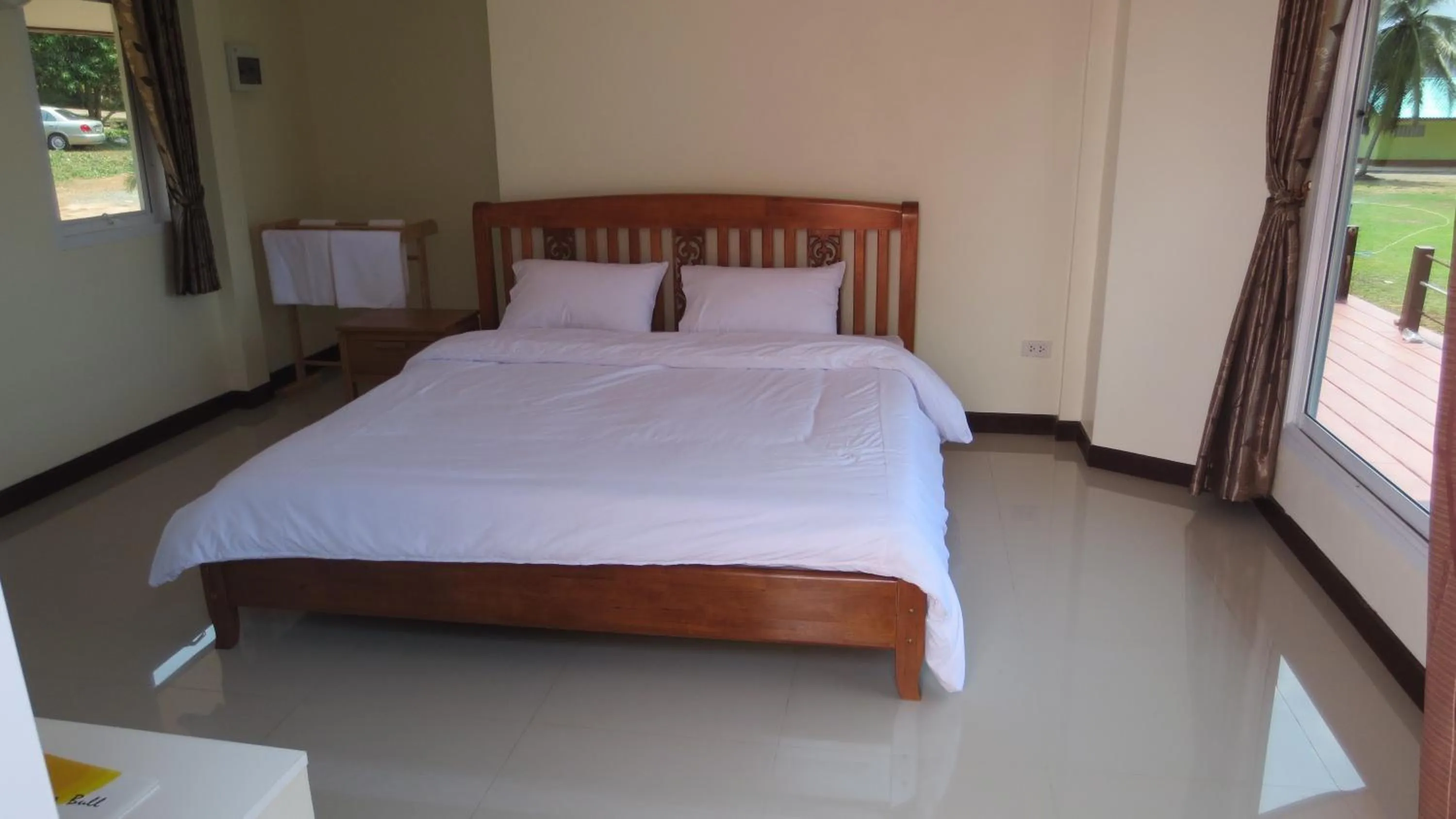 Bed in Lomtalay Resort Trat