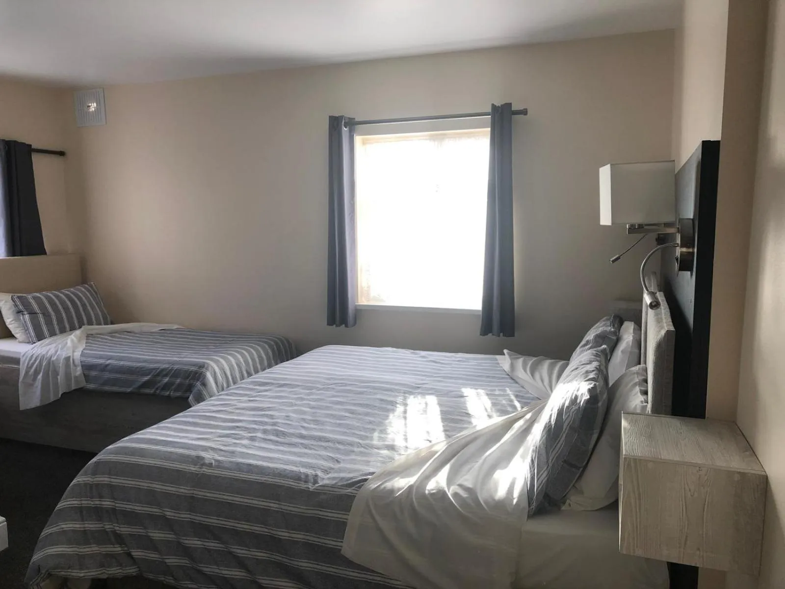 The Old Black Horse Inn