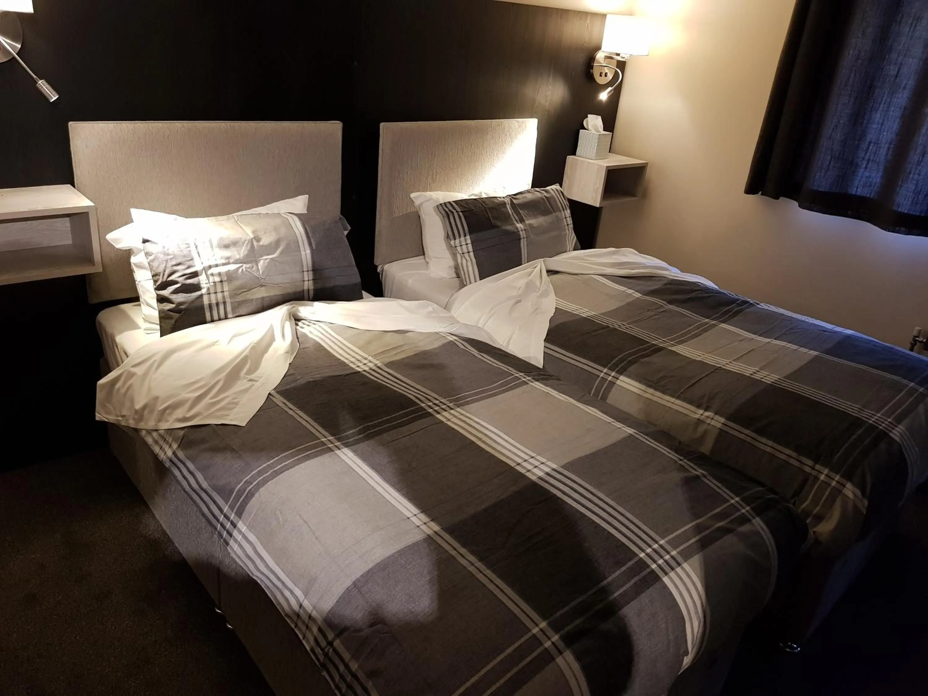 The Old Black Horse Inn