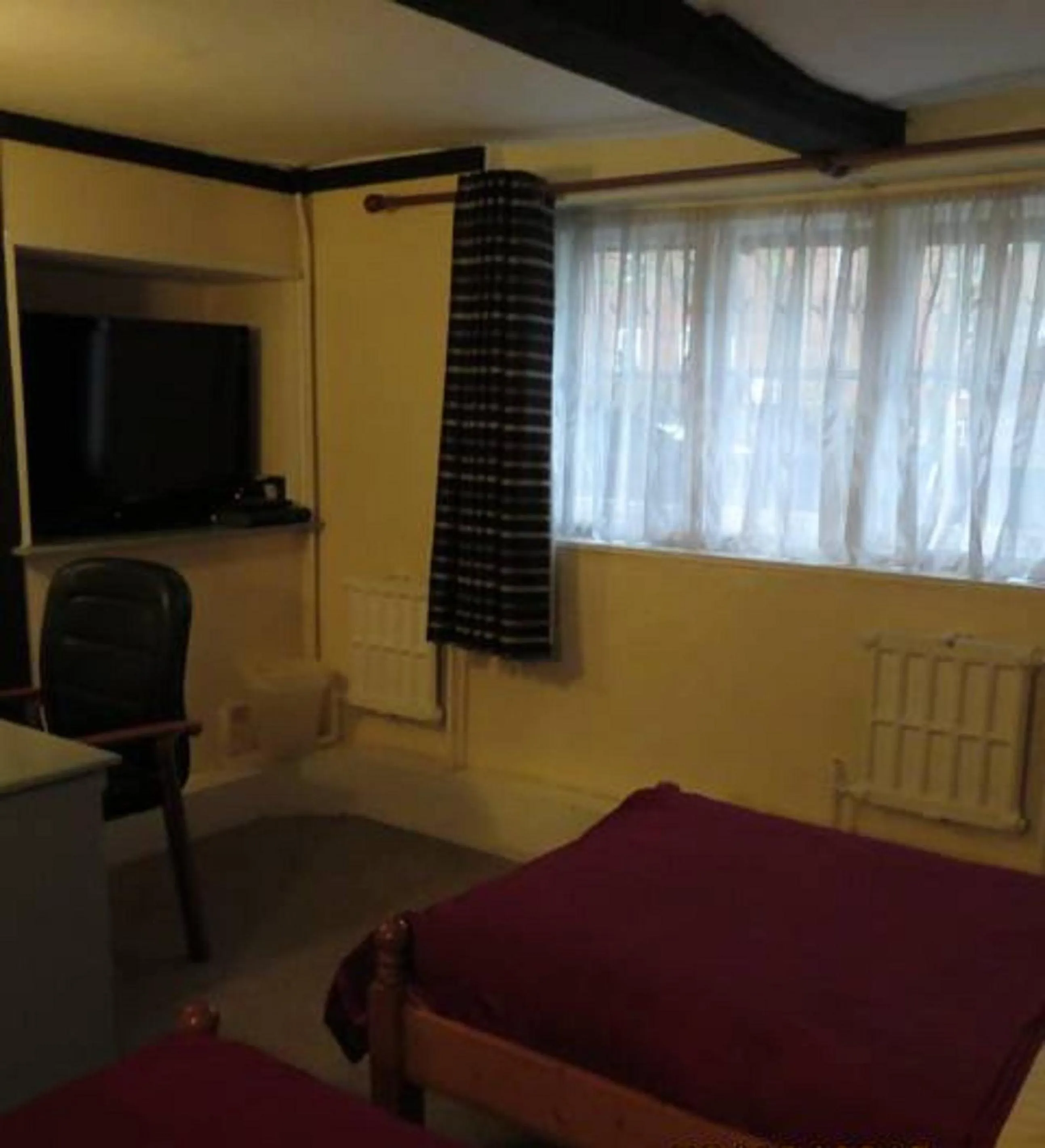 Day in The Old Black Horse Inn