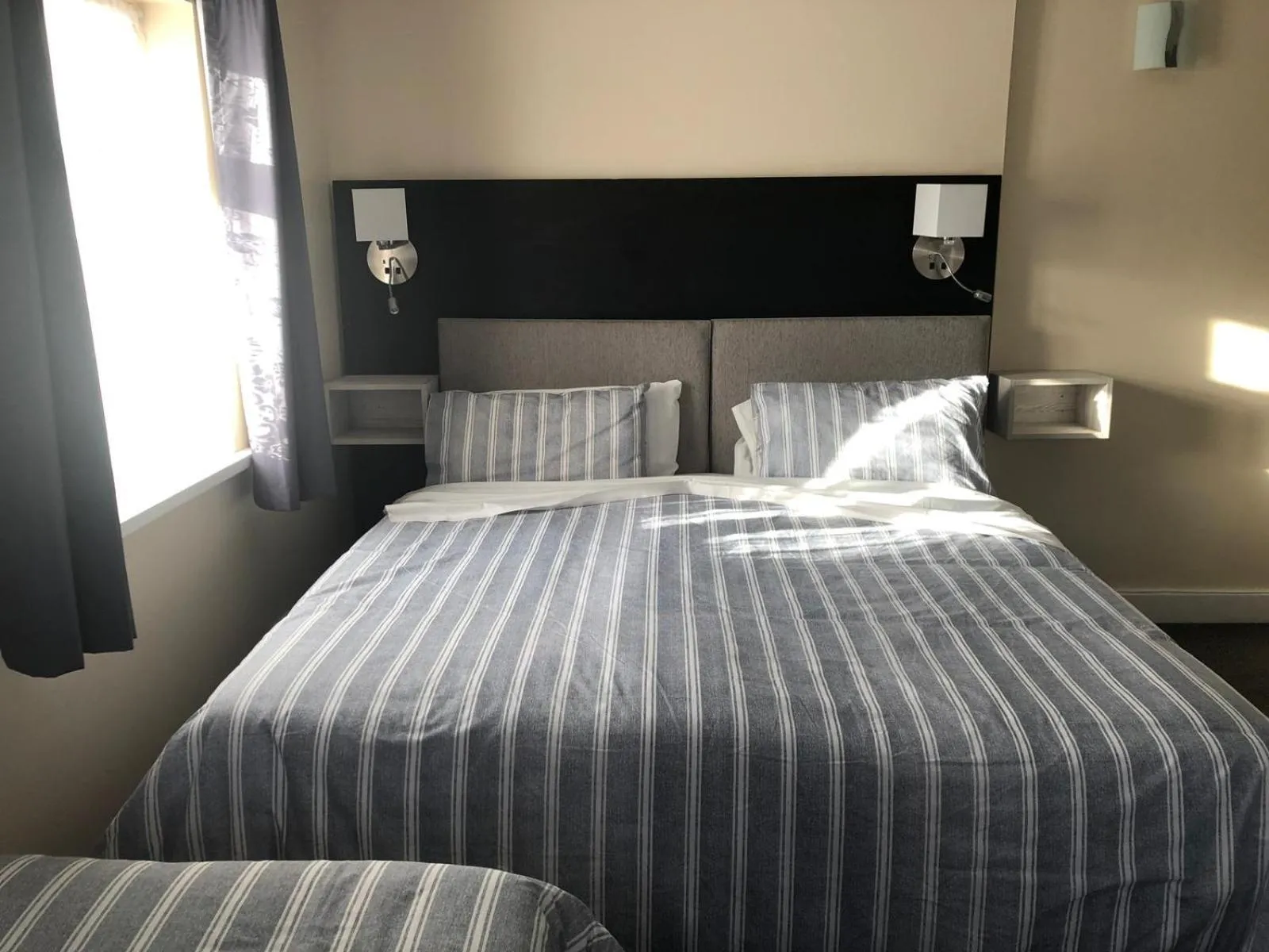 The Old Black Horse Inn