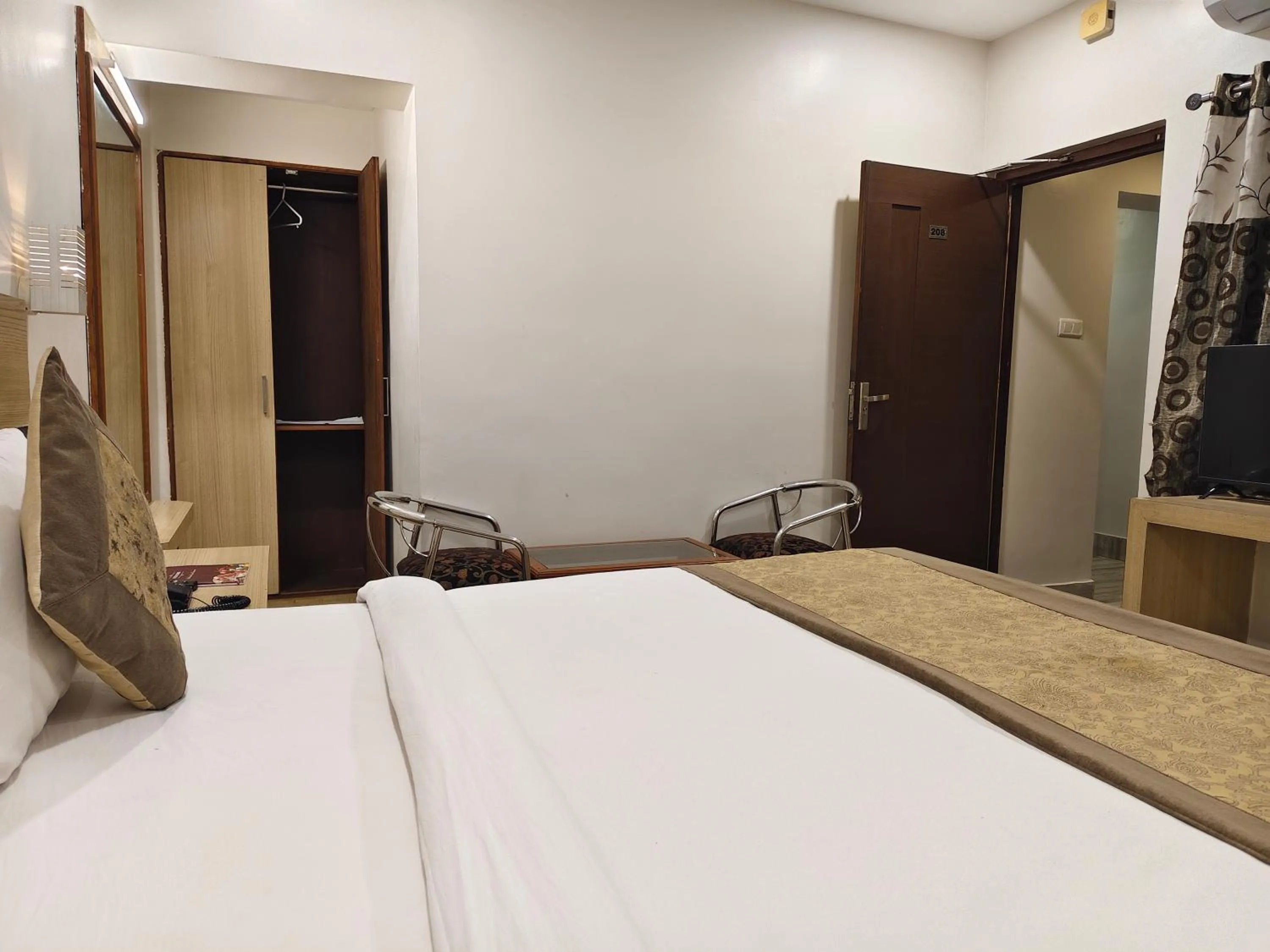 Bed in Hotel Simran - Raipur Junction