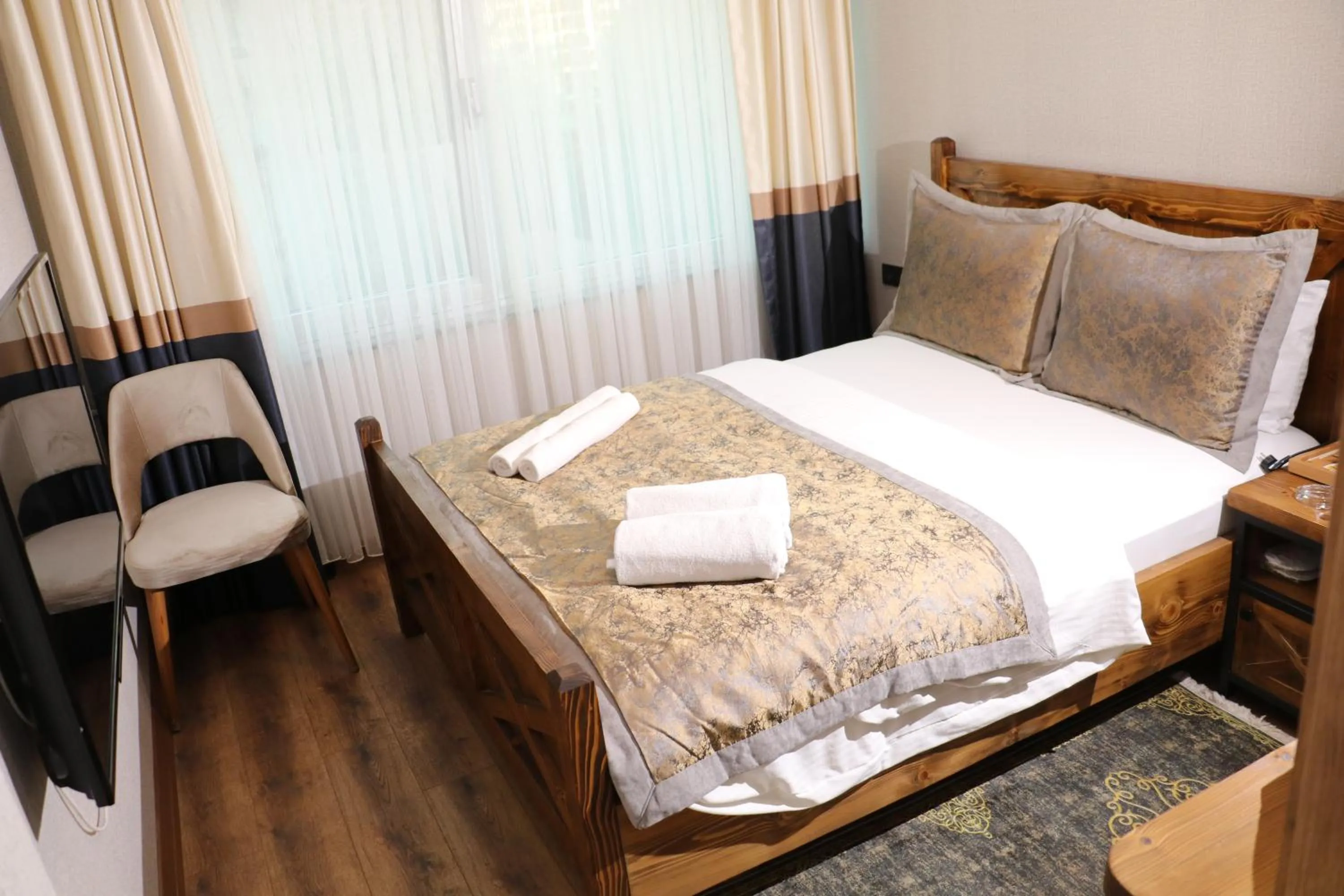 Massage, Bed in Zengin City Hotel