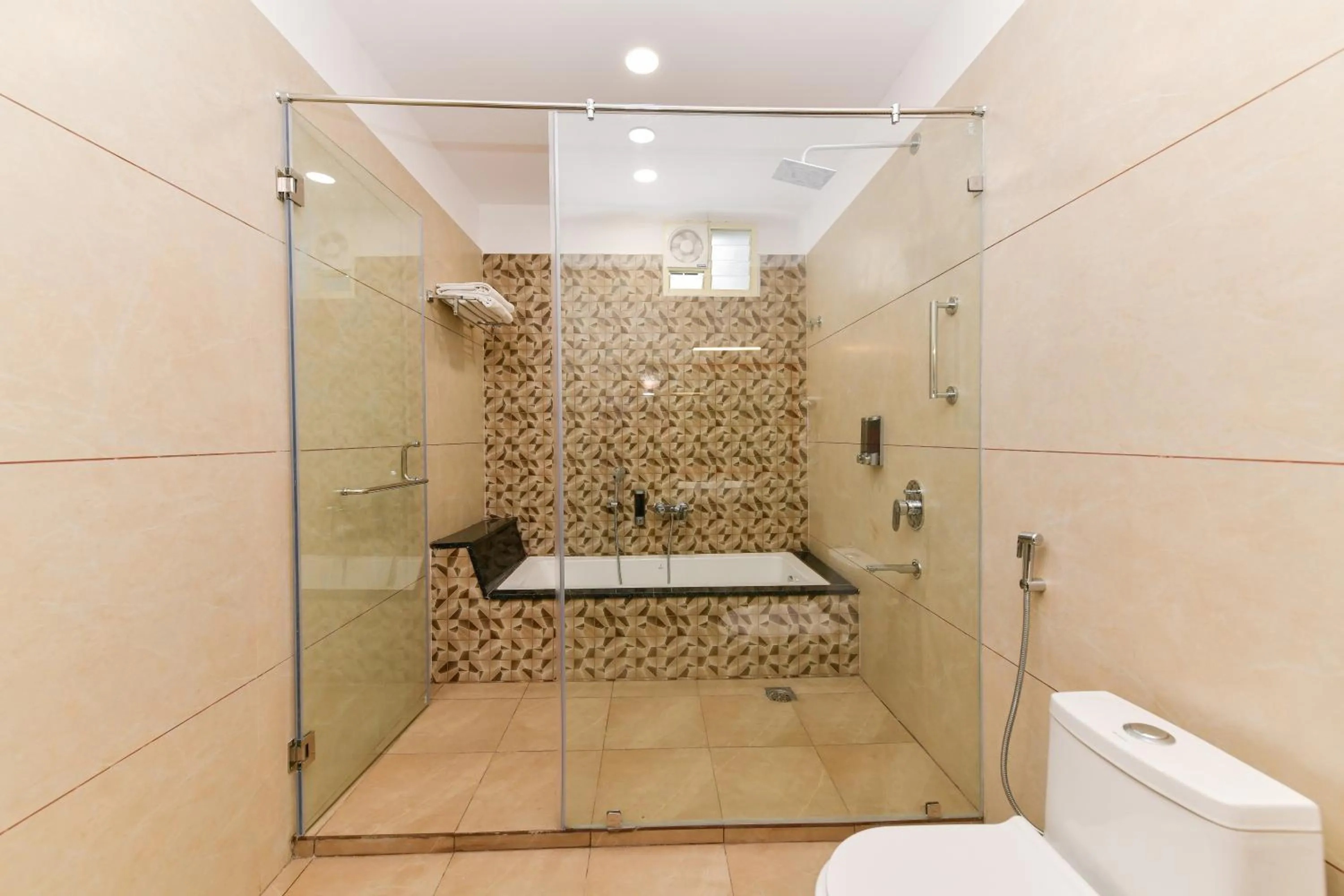 Bathroom in Hotel Shine International