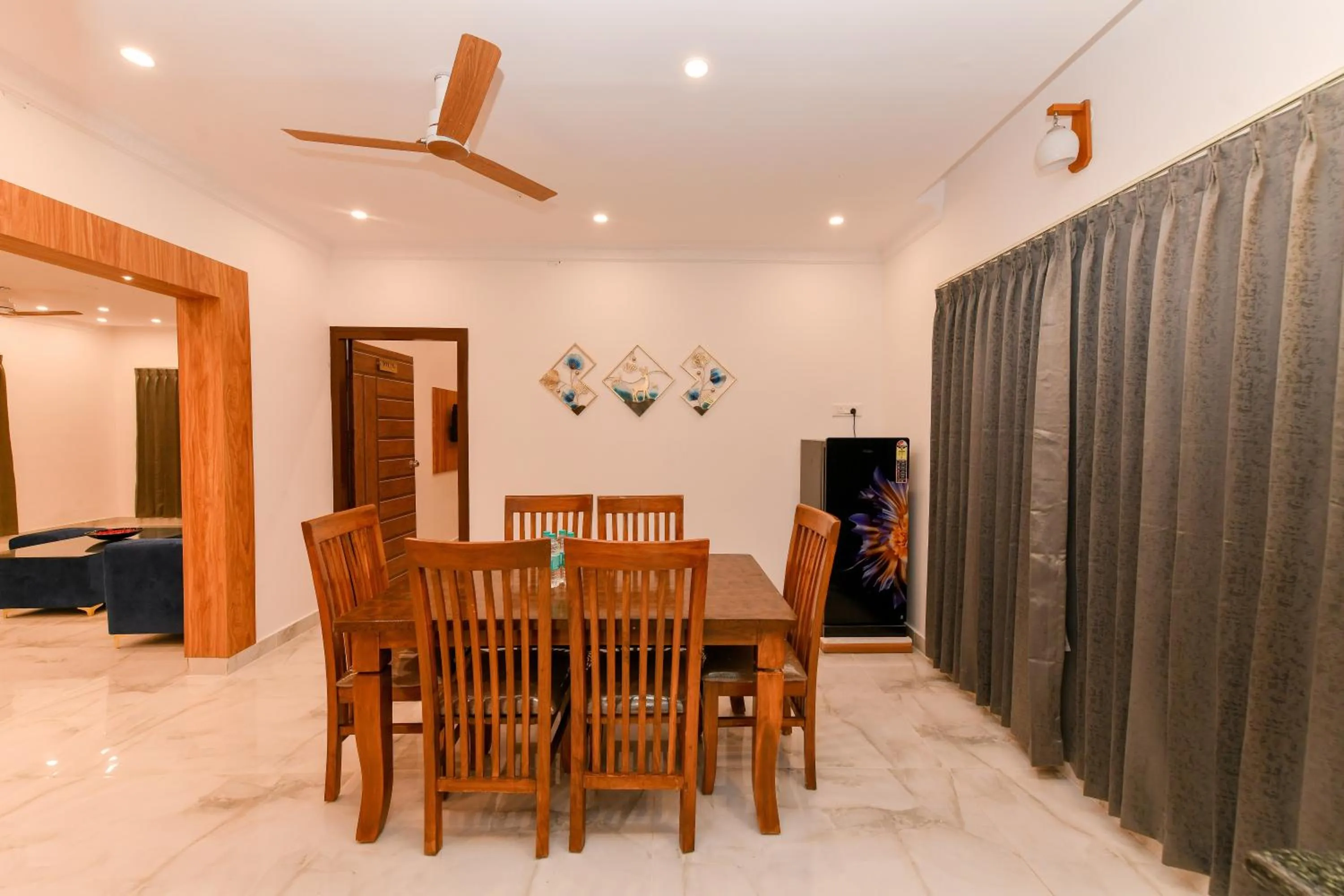 Coffee/tea facilities in Hotel Shine International