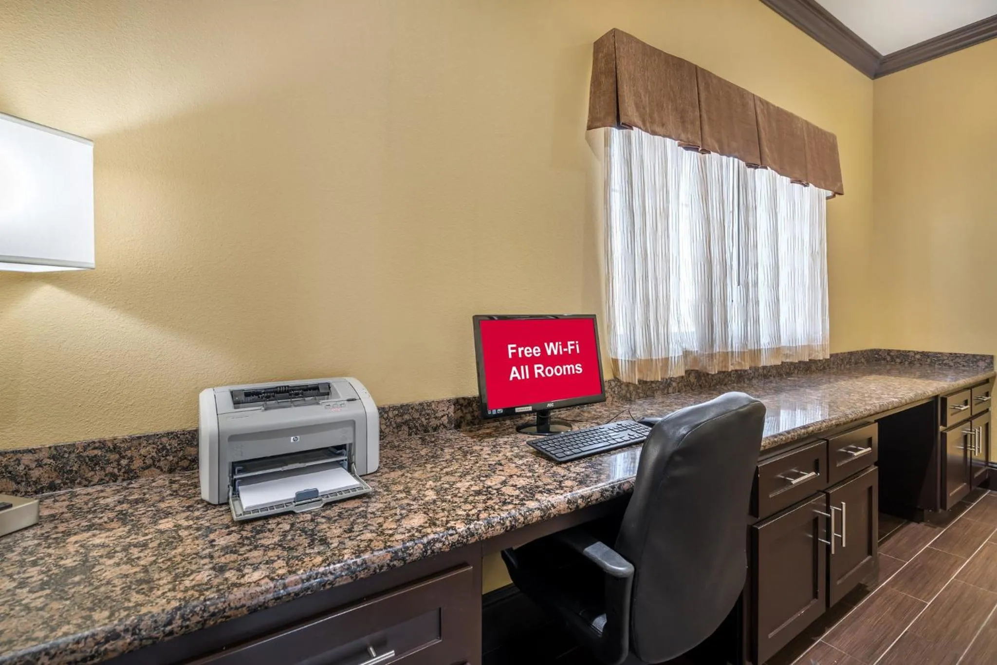 Business facilities in Best Western Trail Dust Inn & Suites