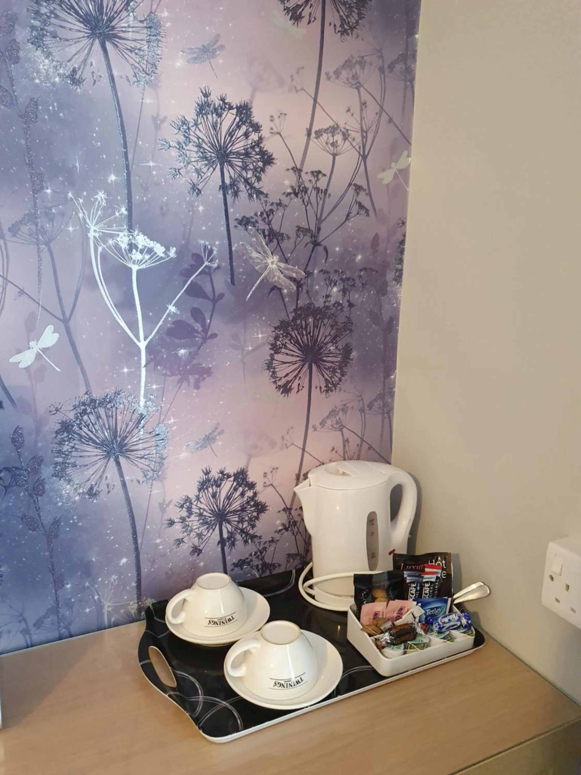 Coffee/tea facilities in Grosvenor House Hotel
