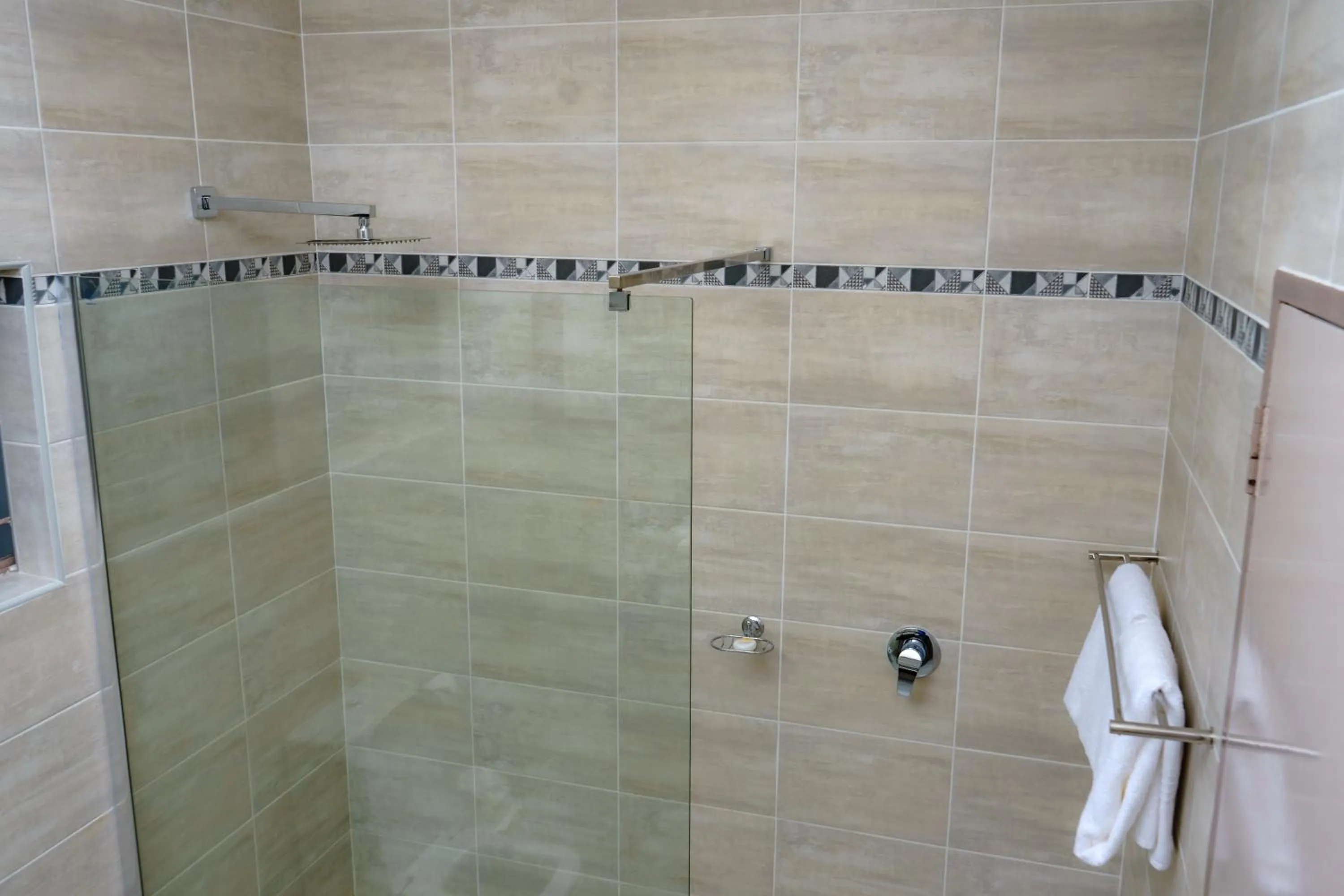 Shower in Great Zimbabwe Hotel