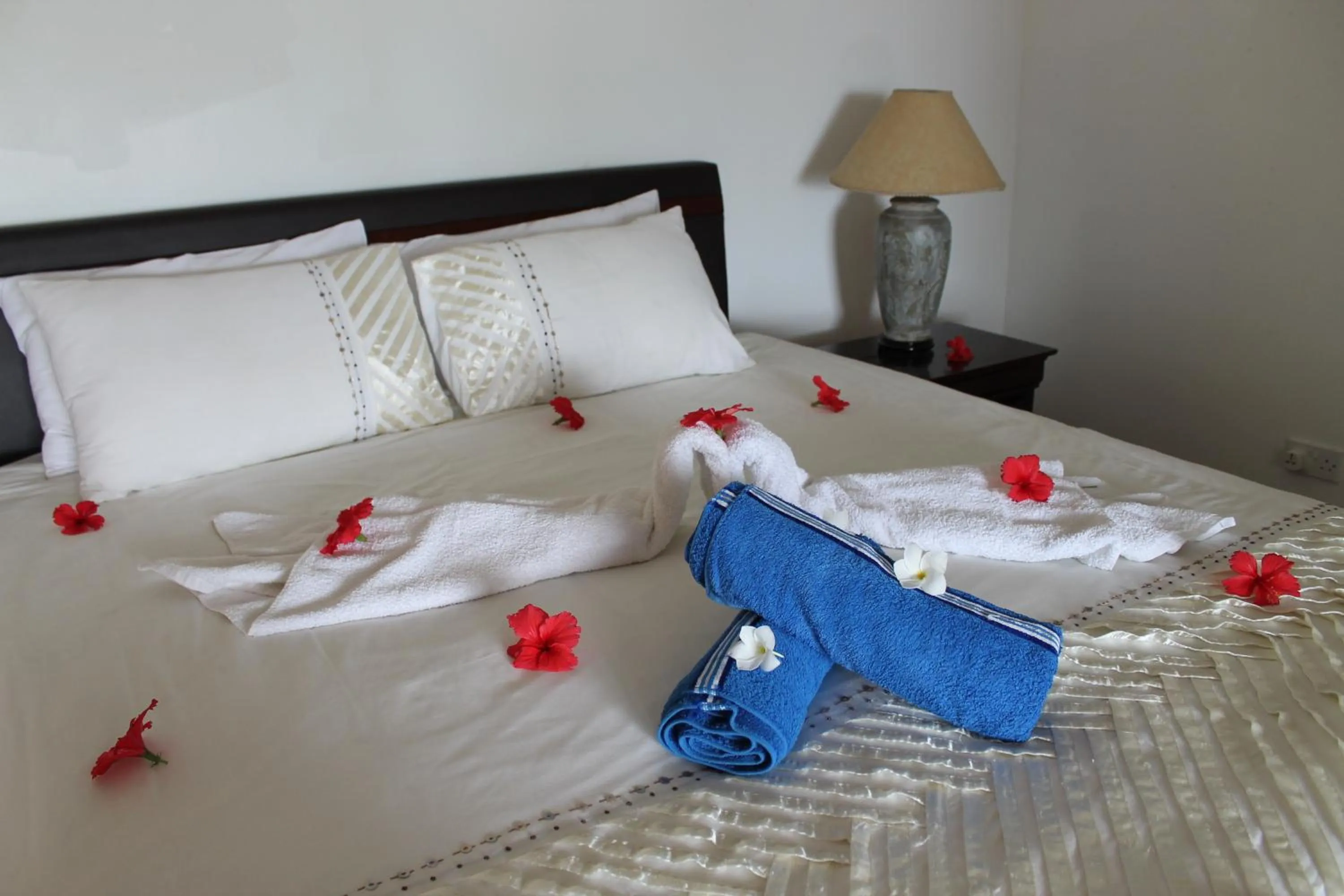 Bedroom, Bed in Le Bonheur Villa