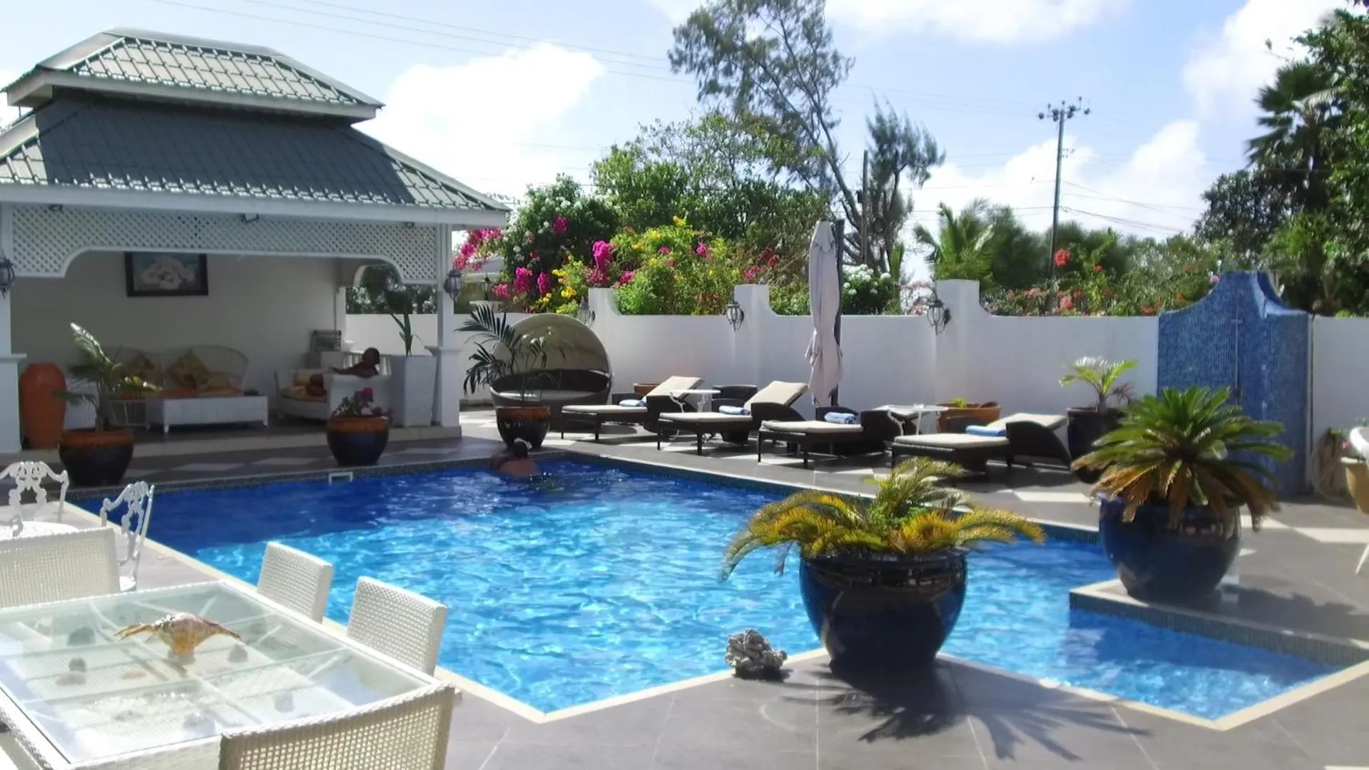 Pool view in Le Bonheur Villa