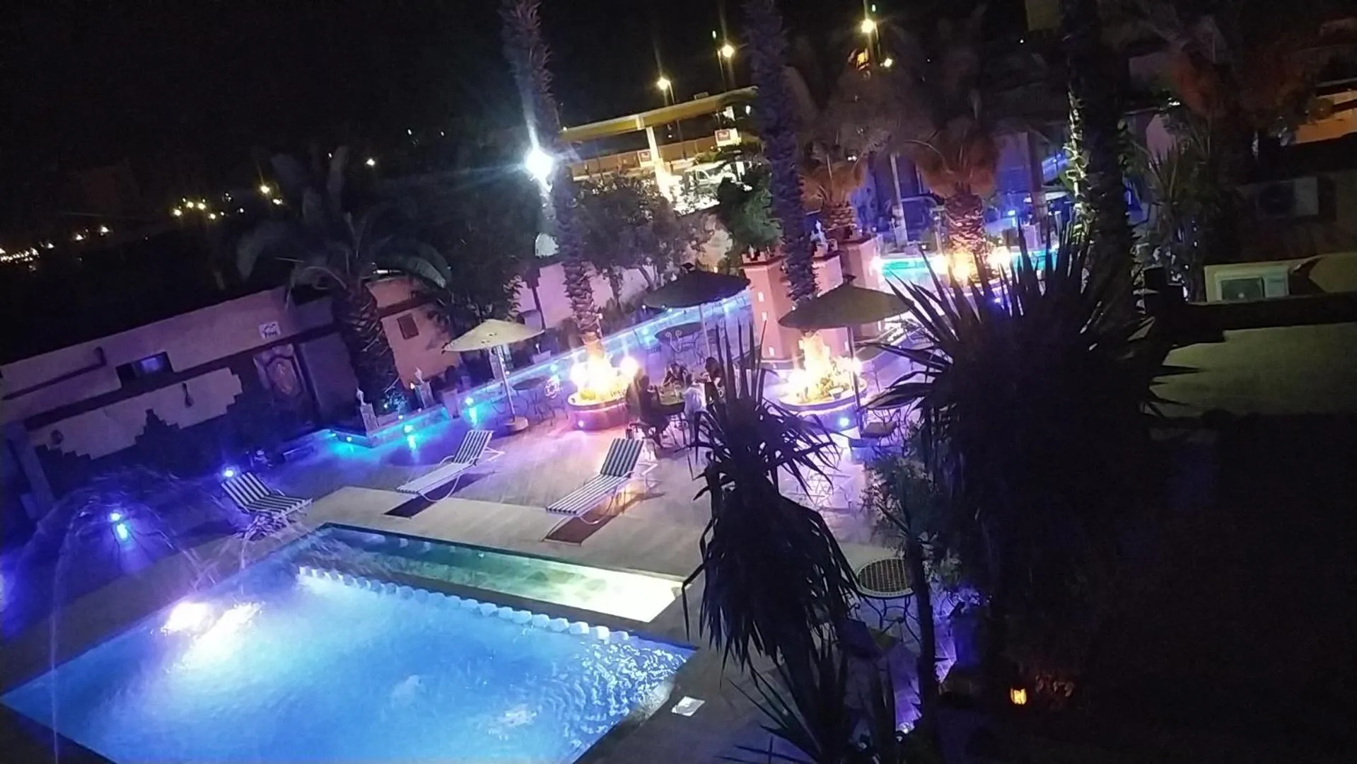 Hôtel La Vallée Des Oiseaux