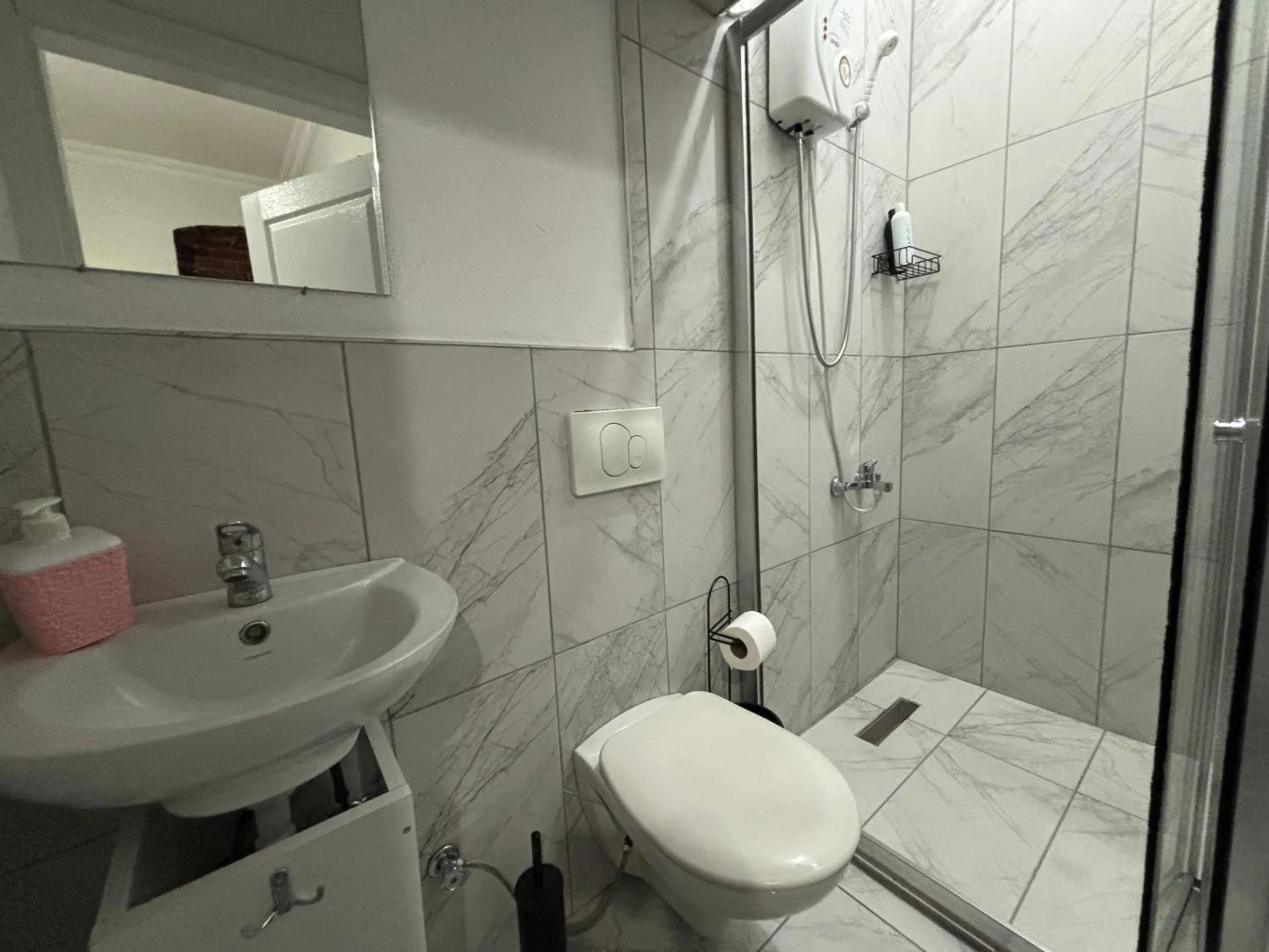 Bathroom in Istanberry - Pera Apartments