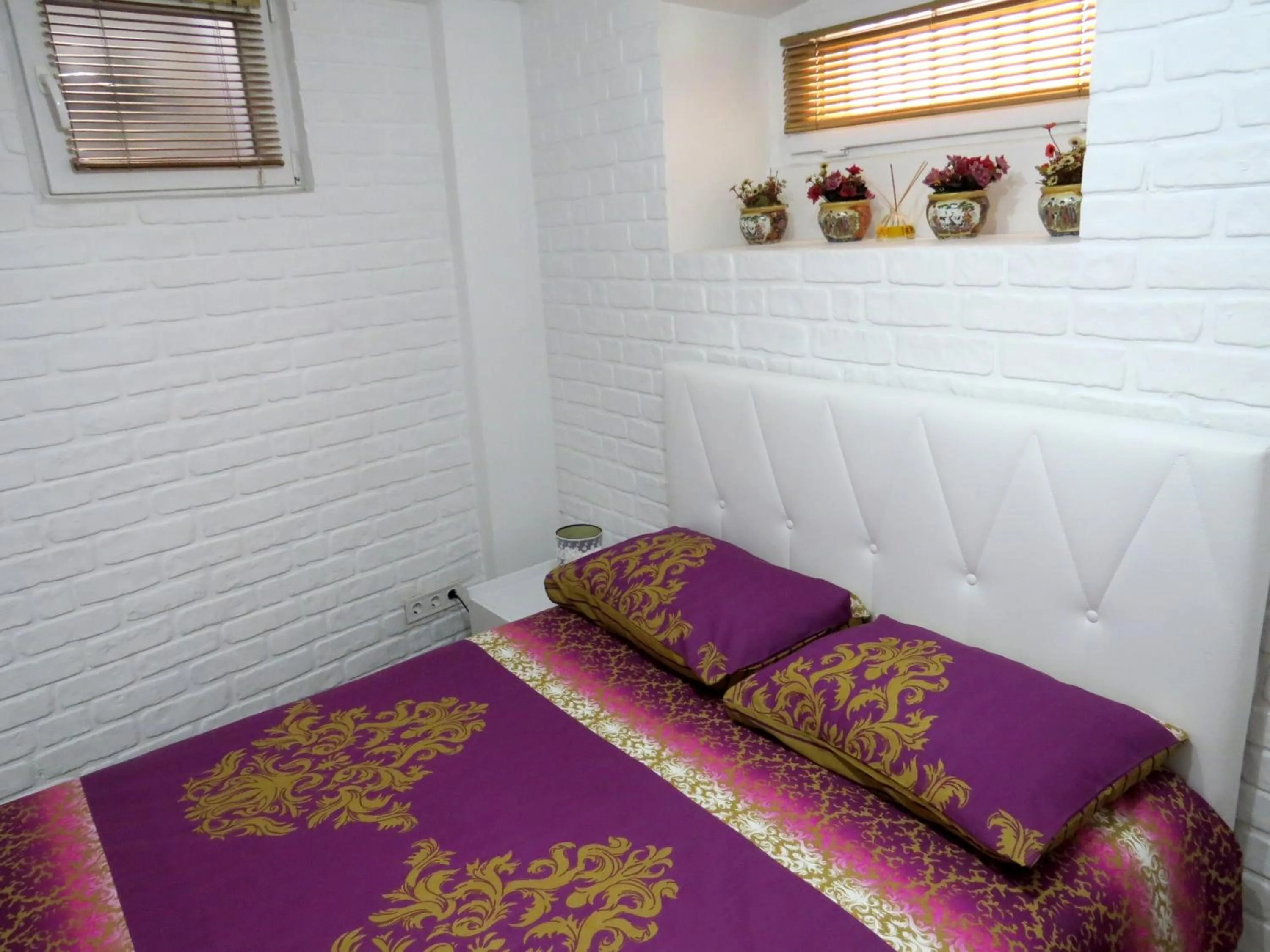 Bed in Istanberry - Pera Apartments