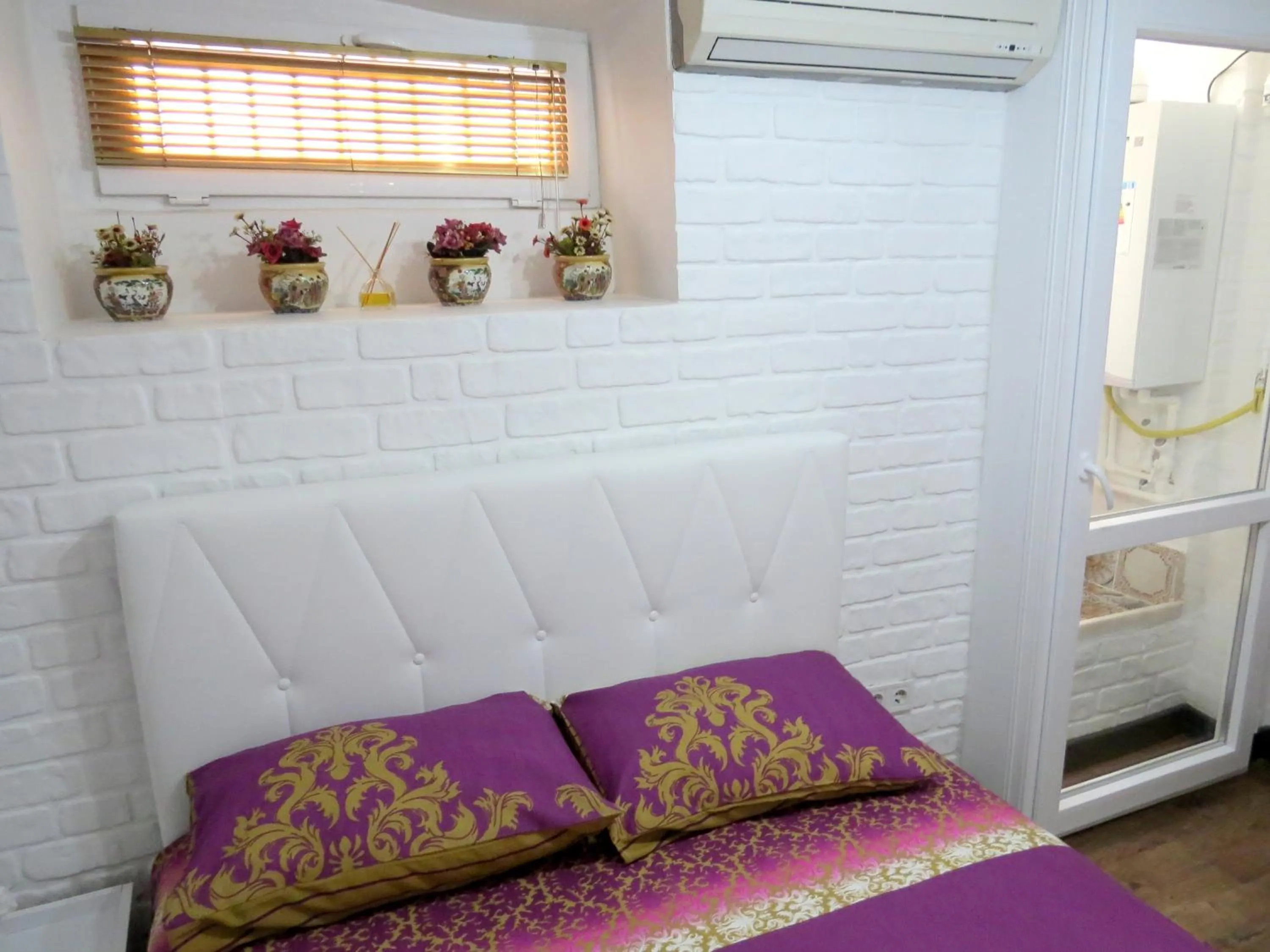 Bedroom, Bed in Istanberry - Pera Apartments