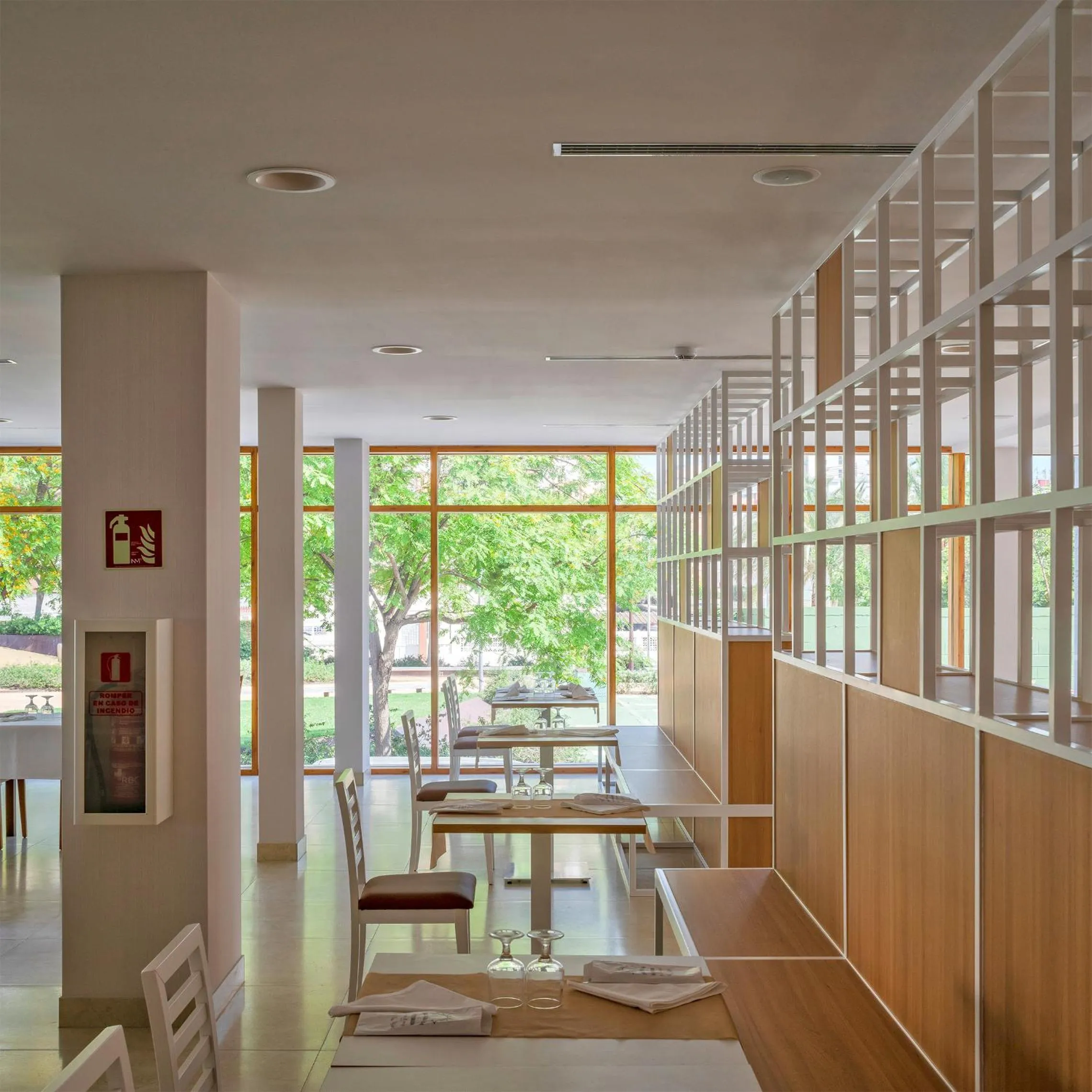 Restaurant/places to eat in Hotel Los Robles