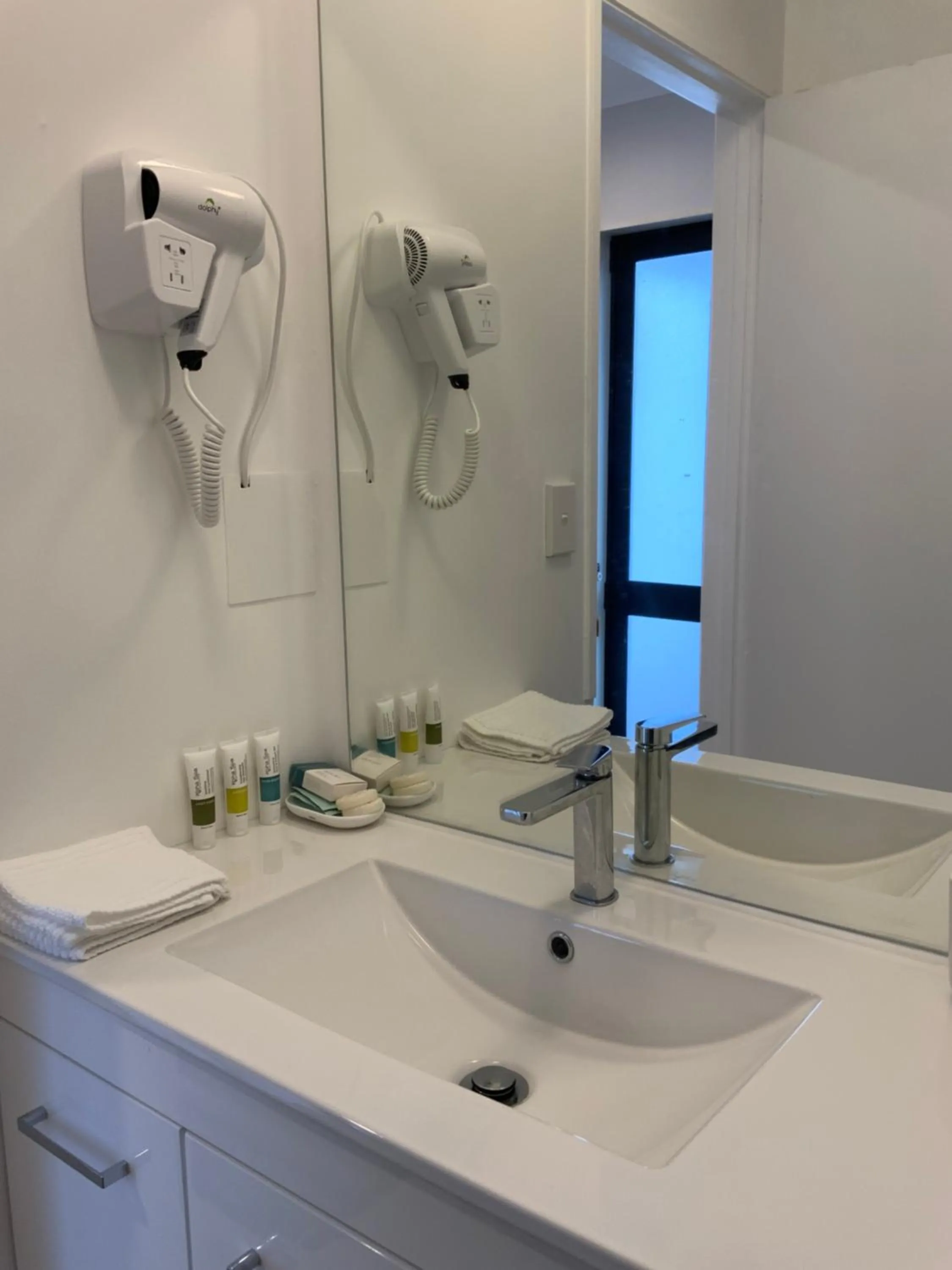 Cascades Motor Lodge