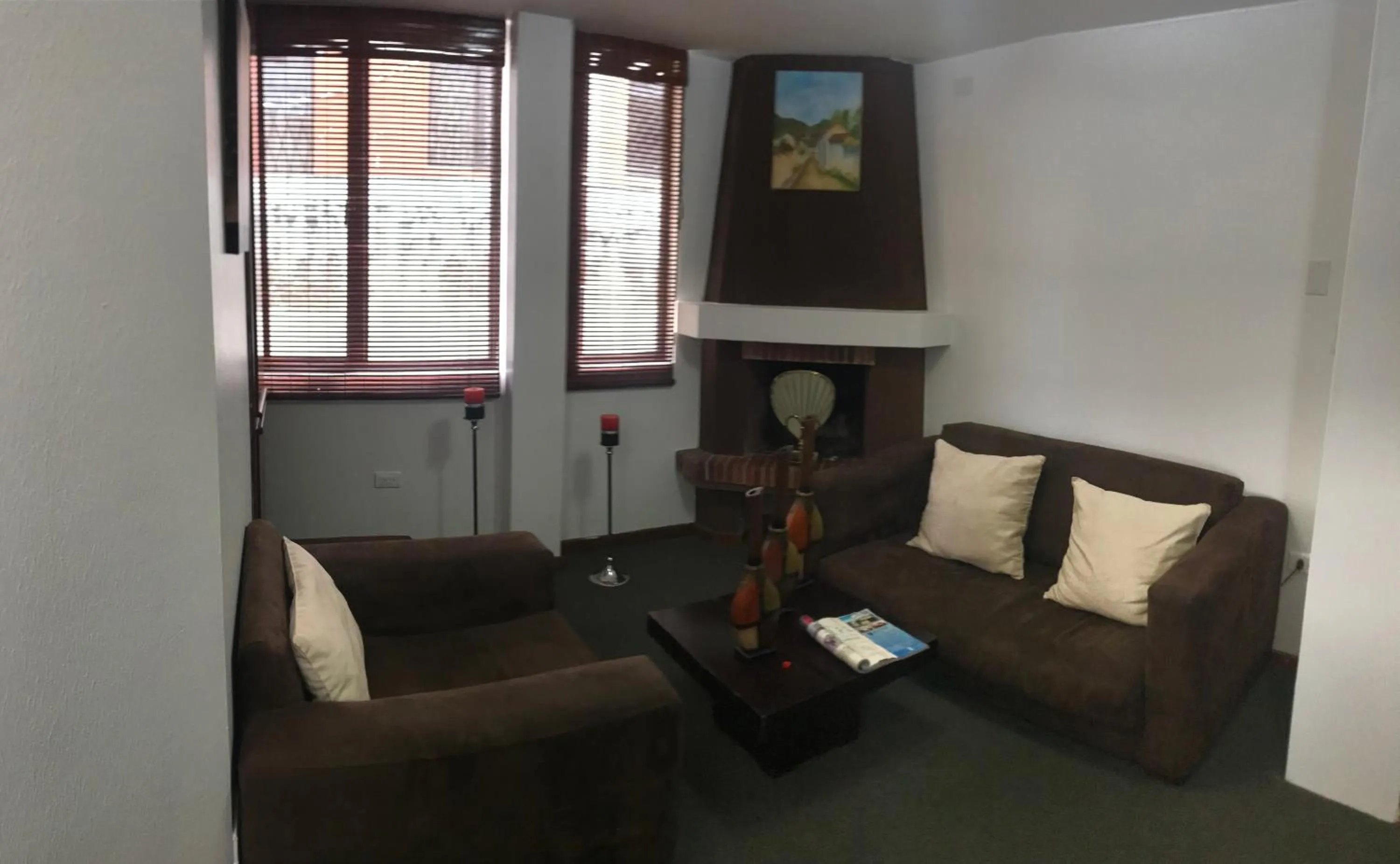 Living room in Altura Rooms & Suites