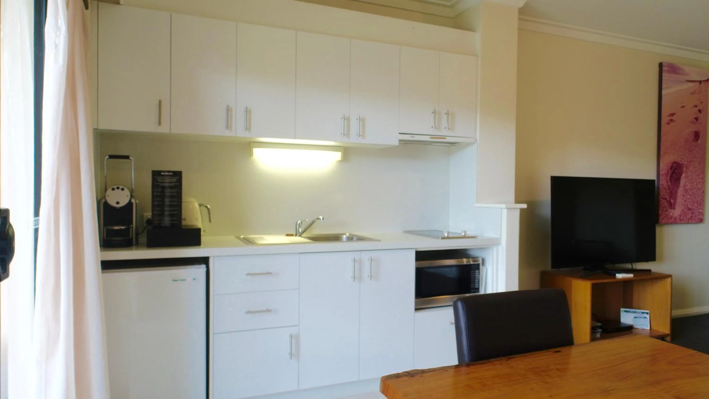 Kitchen or kitchenette in Margaret River Beach Apartments