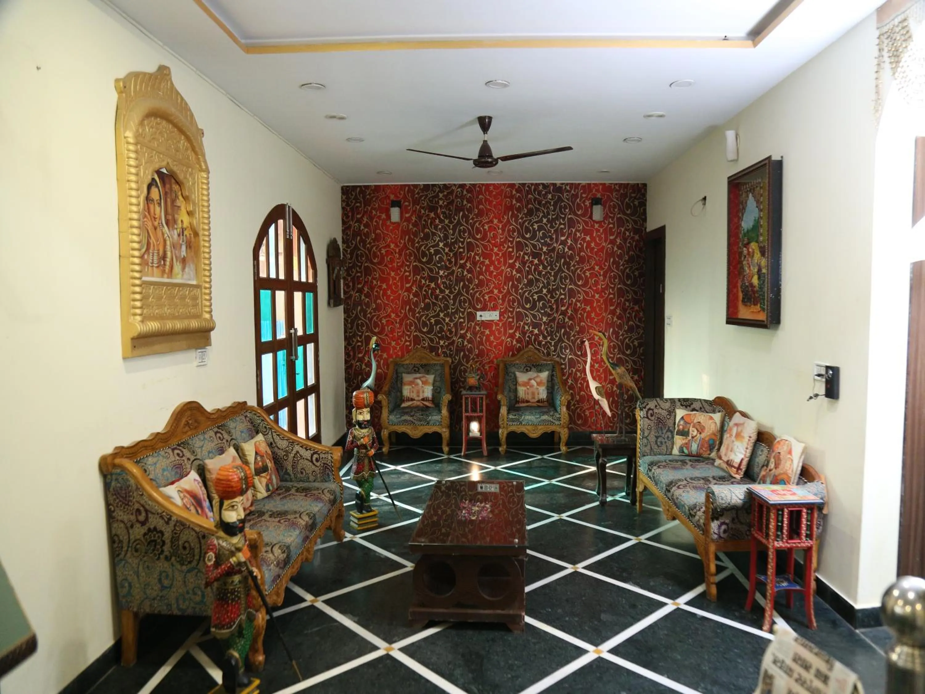 Living room in Taj Haveli Hotel Agra - Walkable Distance From Taj Mahal
