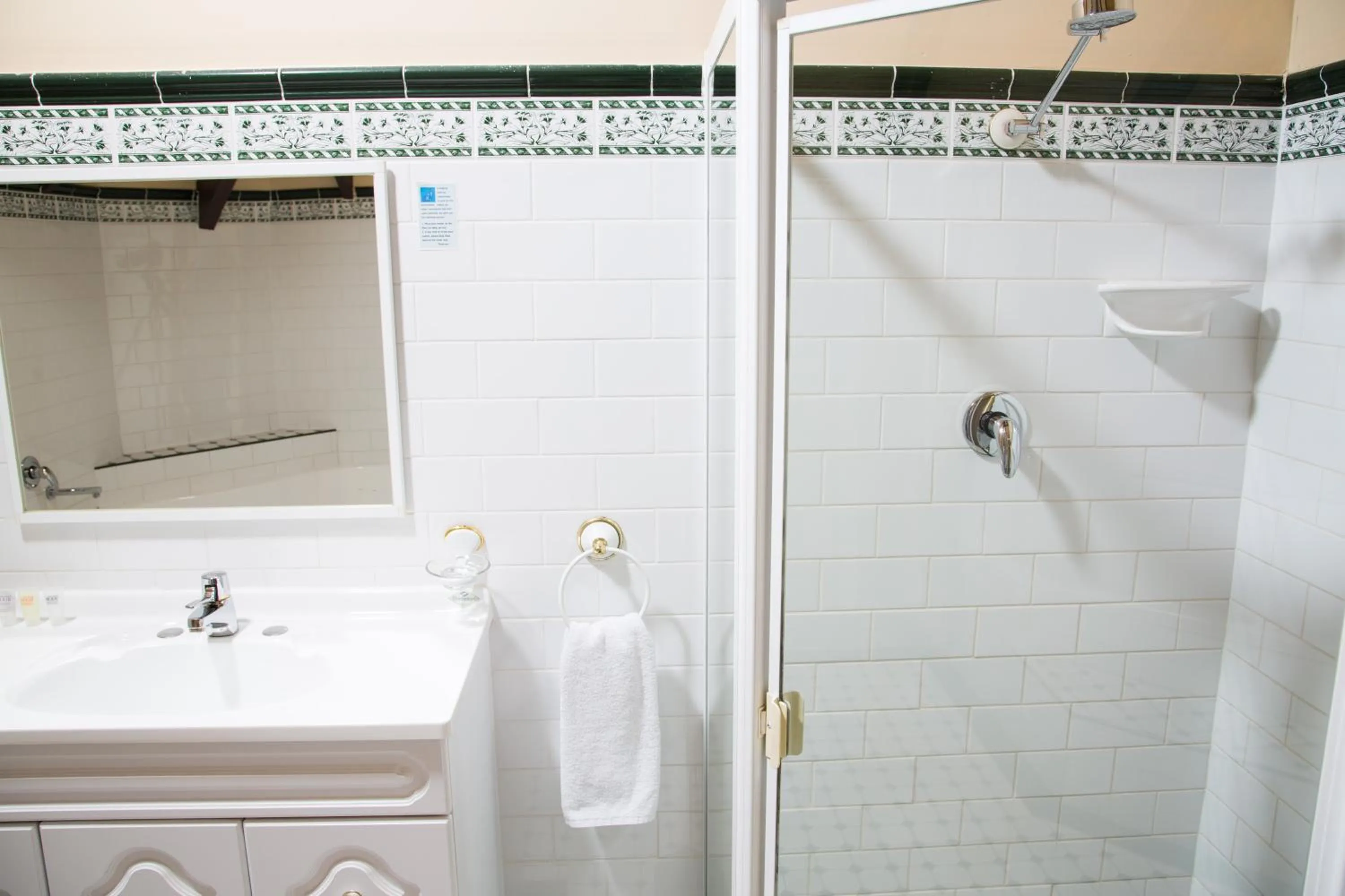 Bathroom in Hahndorf Motel