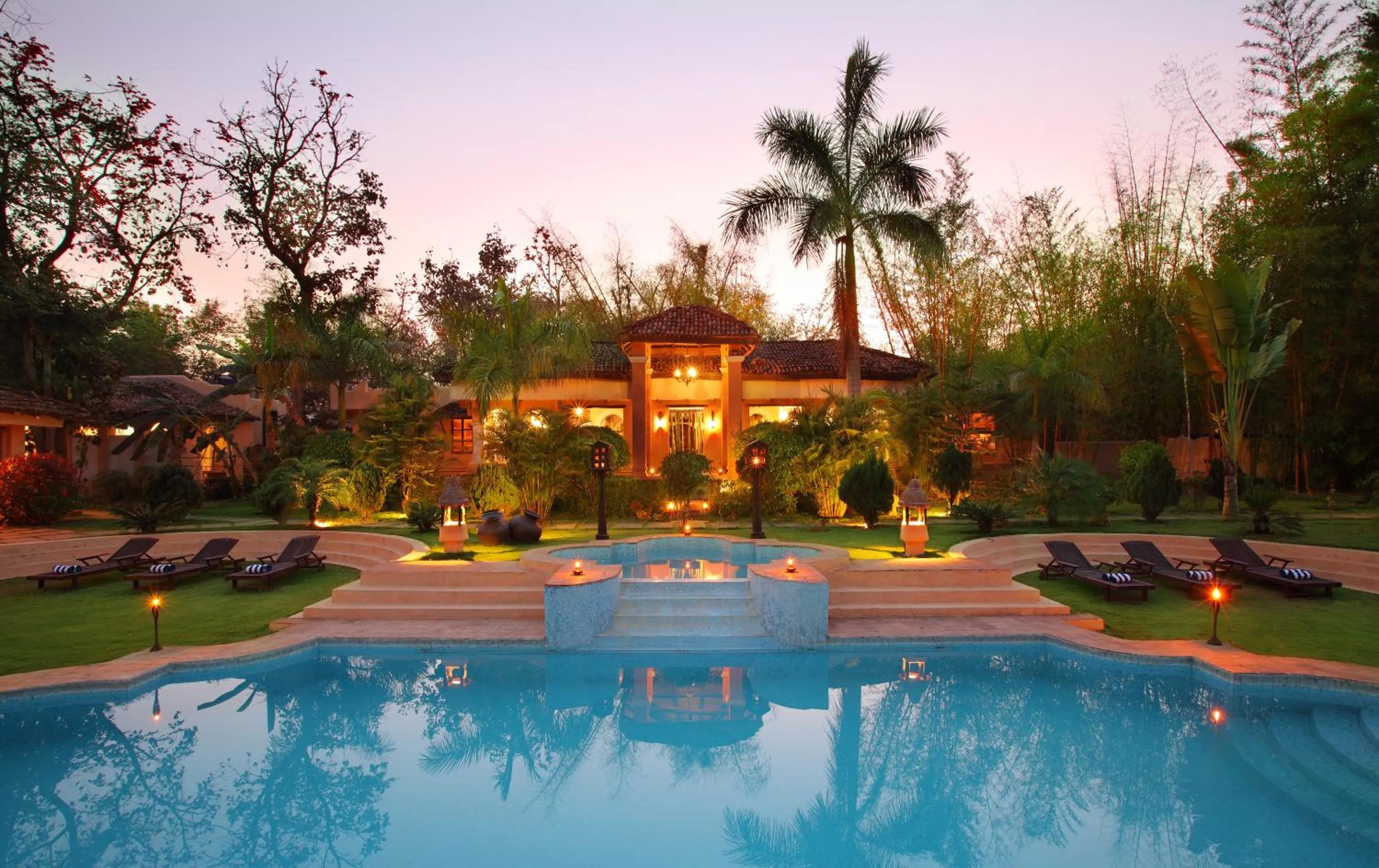 Swimming pool in Tuli Tiger Resort