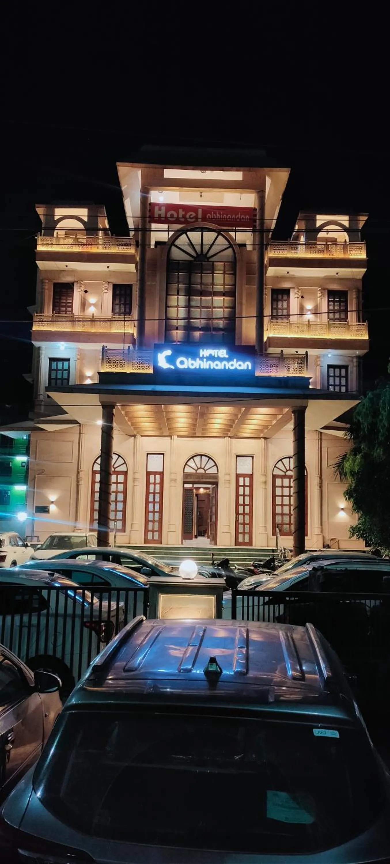 Property building in Hotel Abhinandan