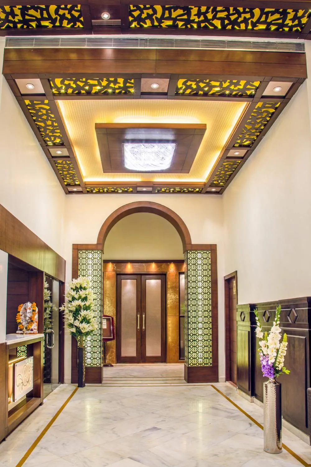 Facade/entrance in Hotel Abhinandan