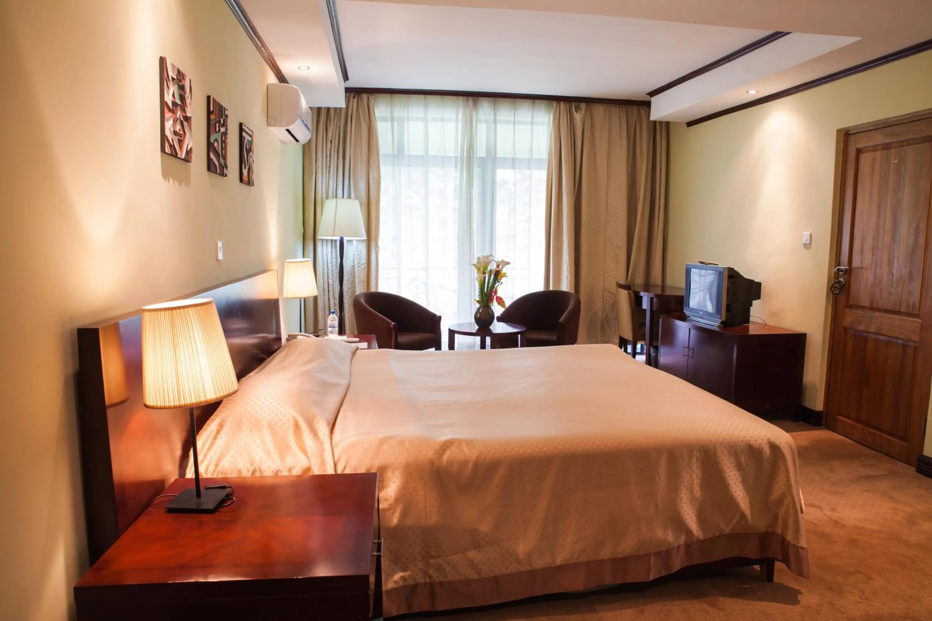 Bedroom, Bed in Gorillas Volcanoes Hotel