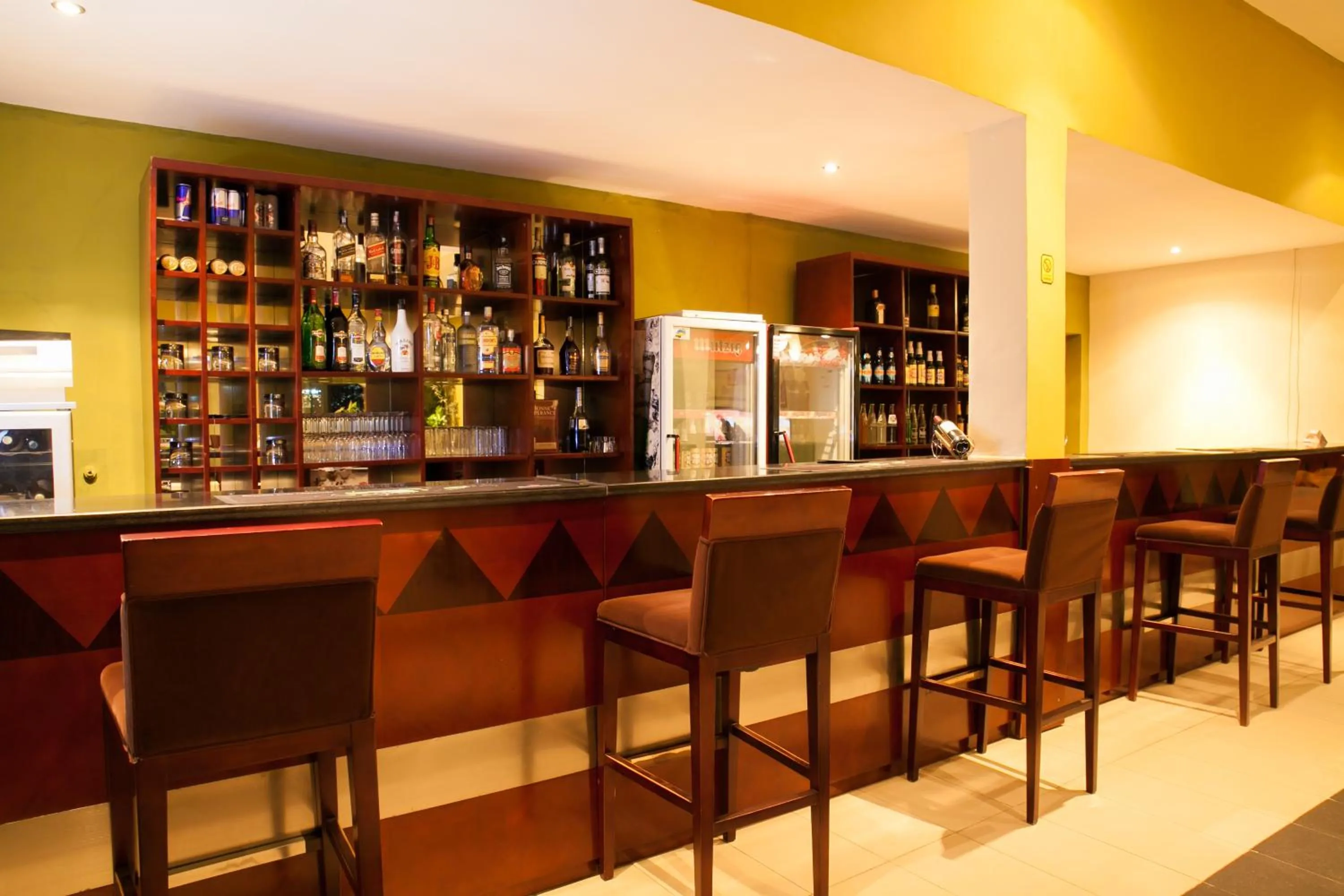 Lounge or bar in Gorillas Volcanoes Hotel