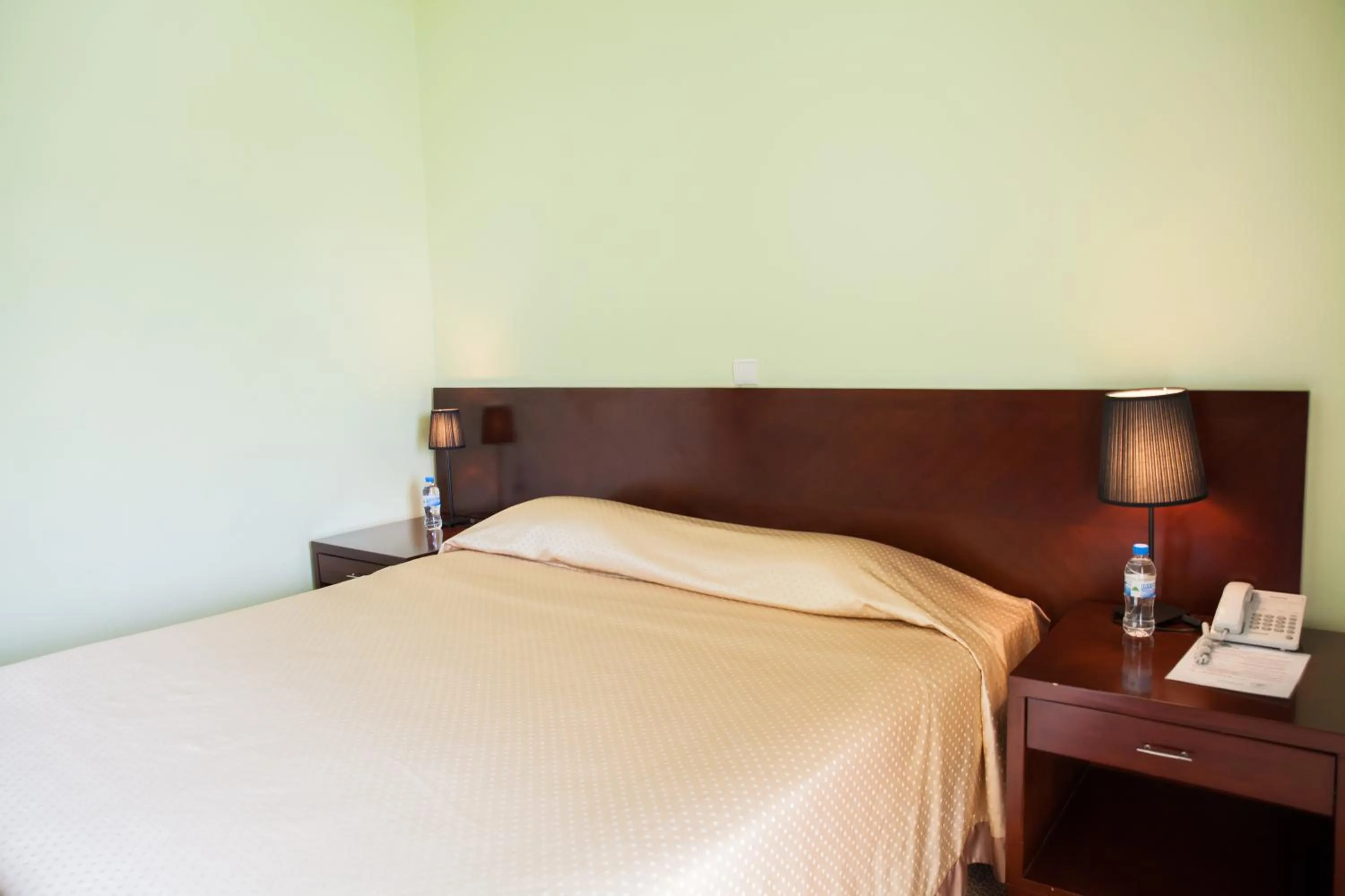 Bedroom, Bed in Gorillas Volcanoes Hotel