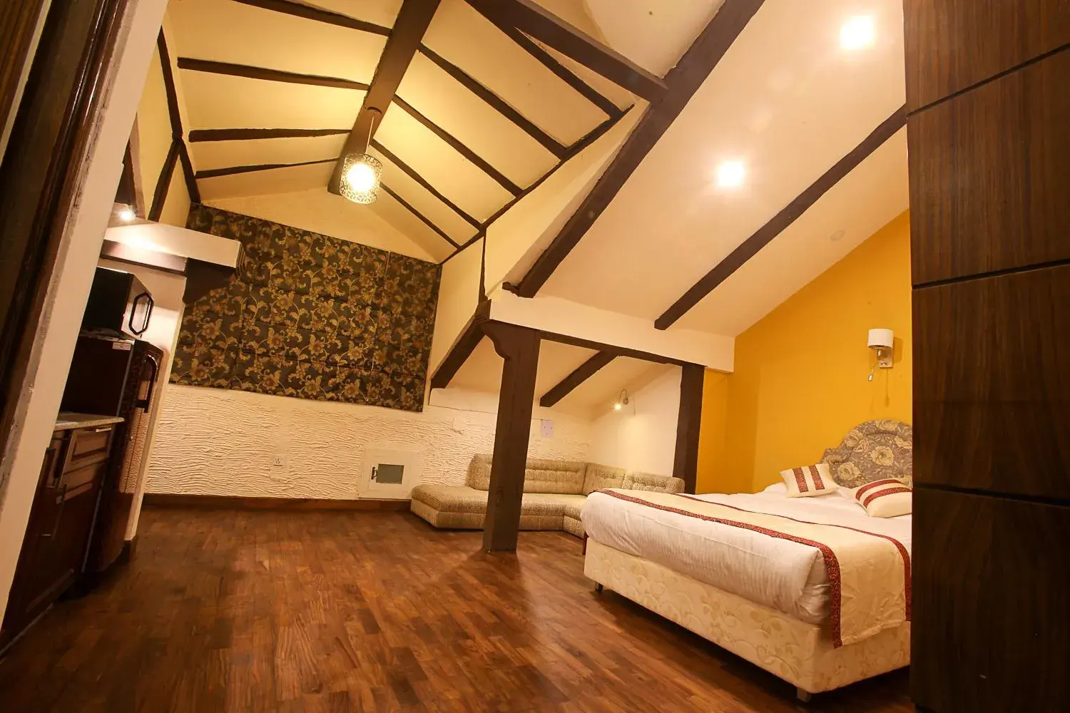 Executive Studio in Hotel Heranya Executive Studio in Hotel Heranya