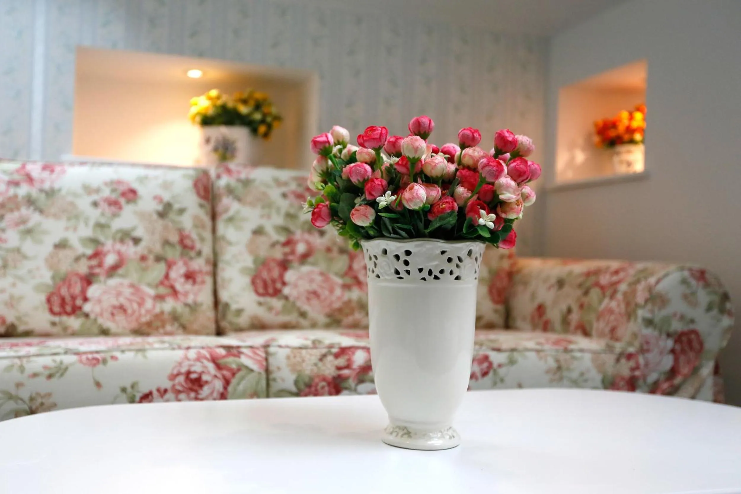 Decorative detail in Hotel Les Jardins Carol