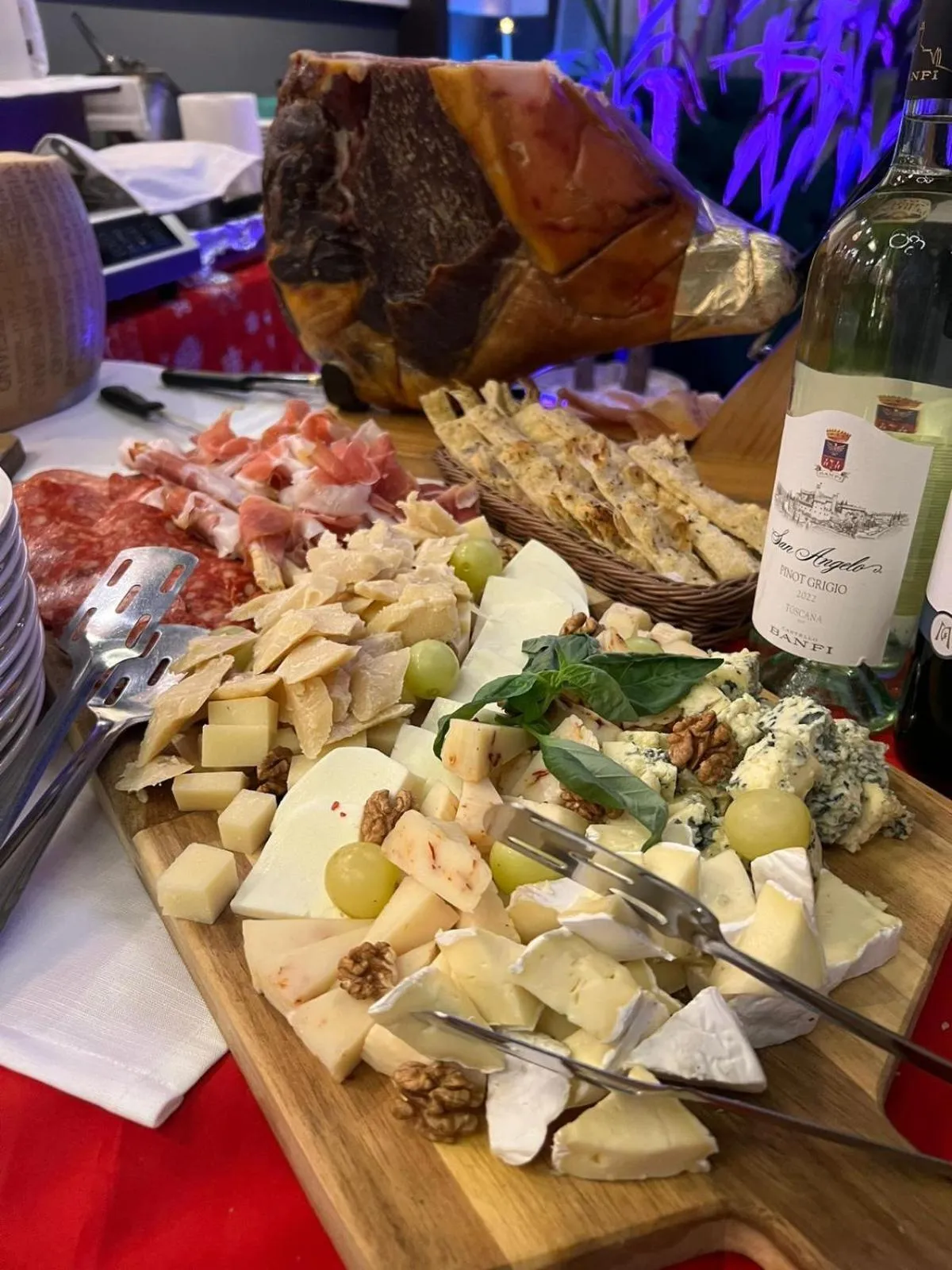 Food and drinks in Hotel Les Jardins Carol