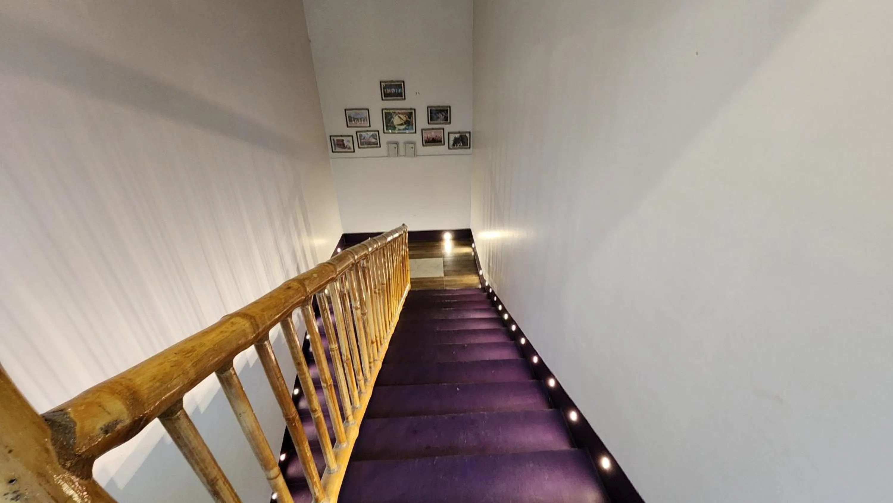 Lobby or reception in Jungleciti House, Kaziranga National Park