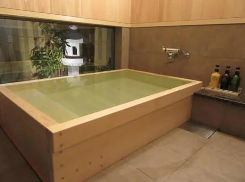 Hot Tub in Yoshii Ryokan