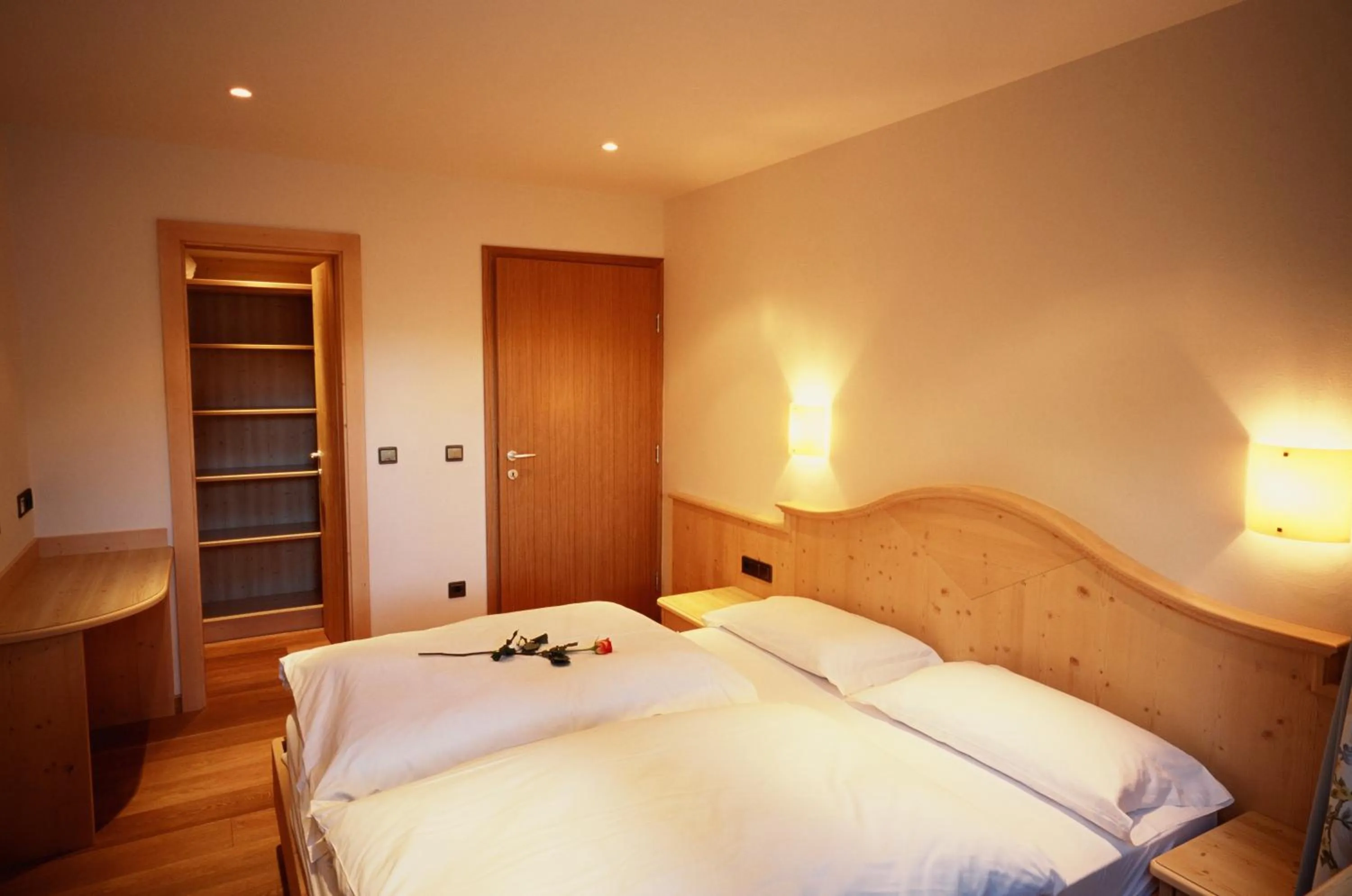 Bedroom, Bed in Residence Frea