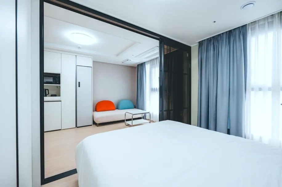 Bed in H Avenue Sasang Station Residence Hotel