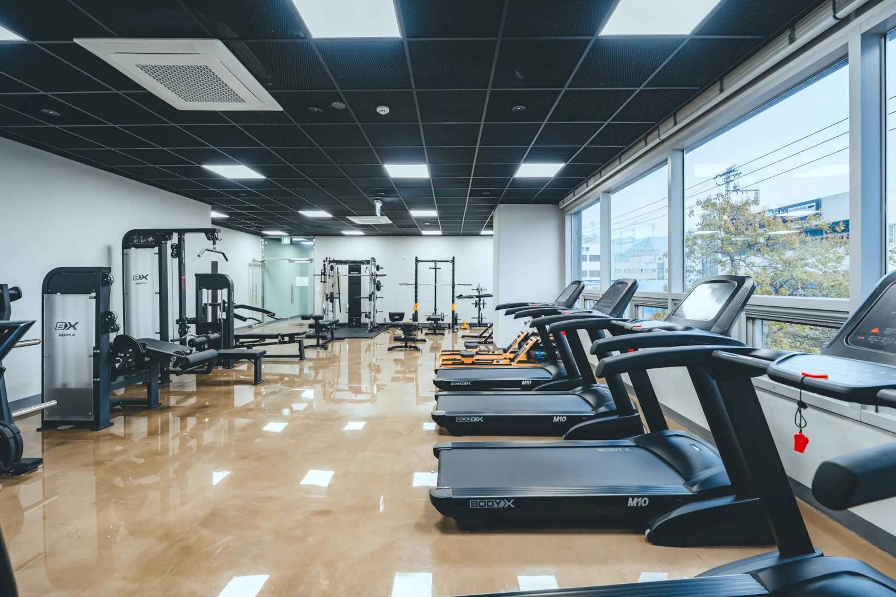 Fitness centre/facilities in H Avenue Sasang Station Residence Hotel
