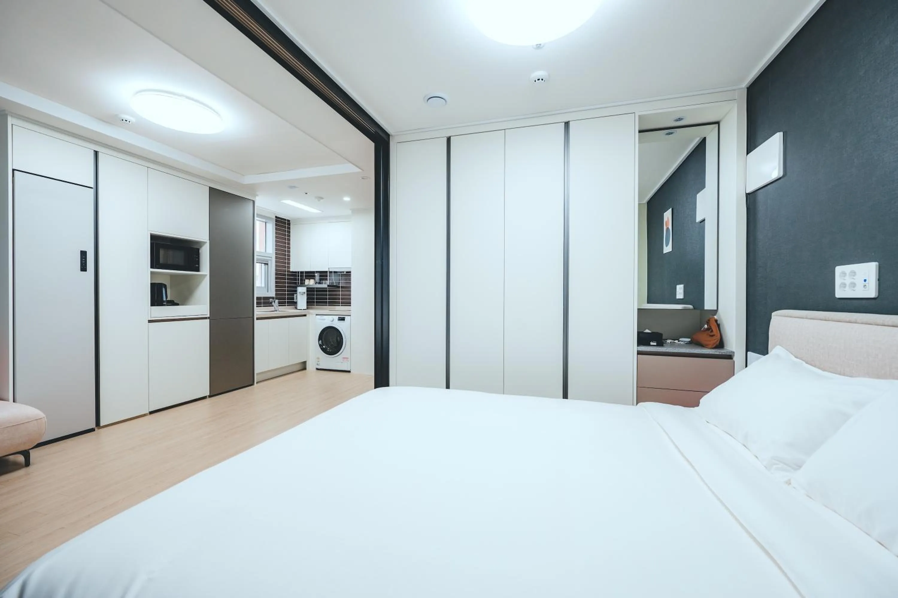 Bed in H Avenue Sasang Station Residence Hotel