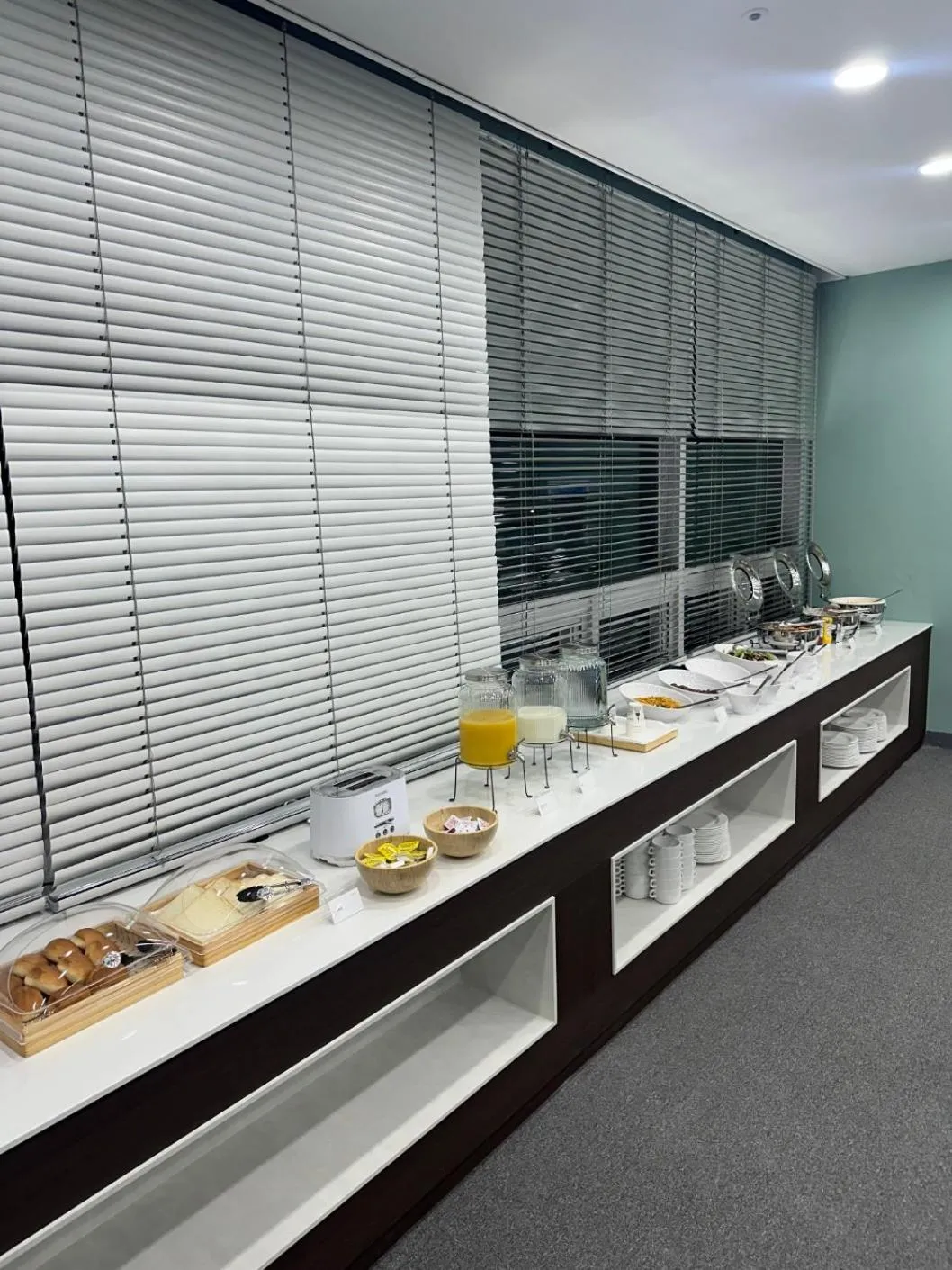 Food in H Avenue Sasang Station Residence Hotel