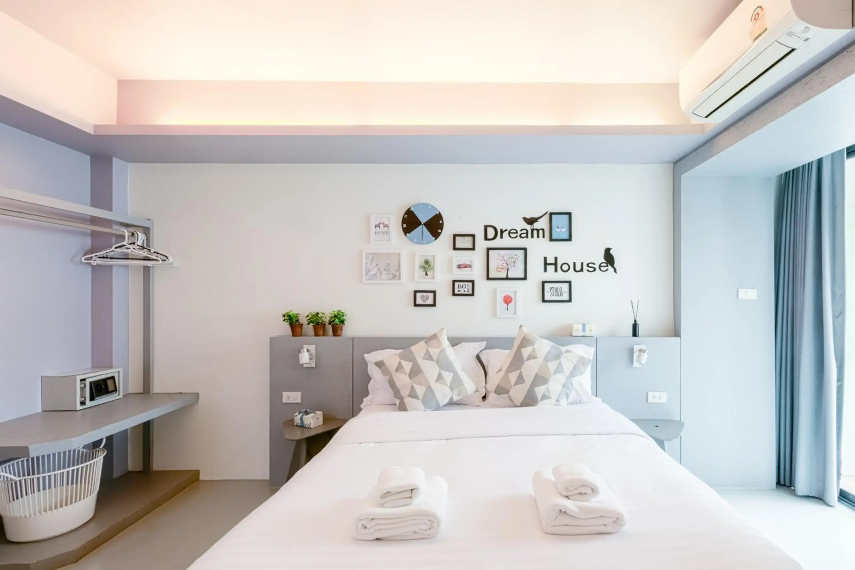 24 Hills Hotel 24 Hills Hotel