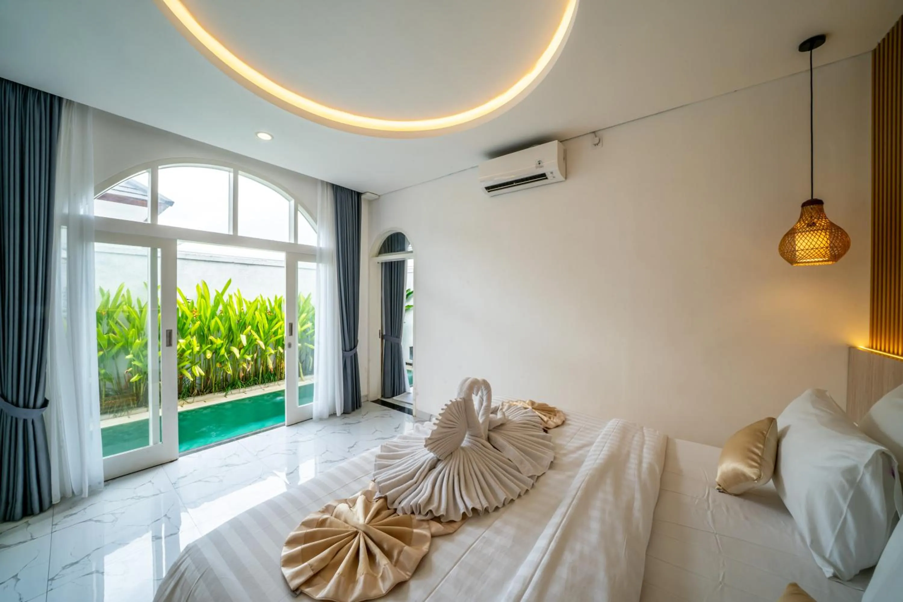 Bedroom, Bed in Dikubu Bali Villa and Suites