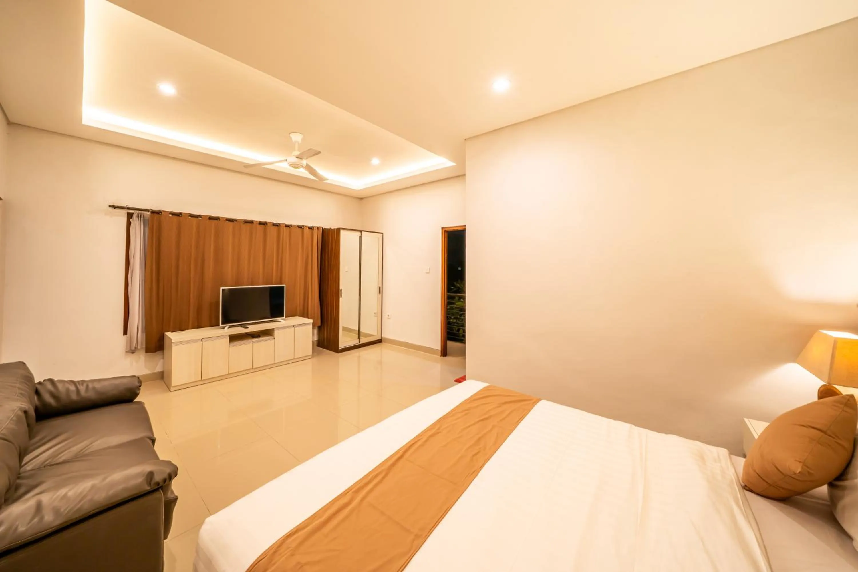 Living room, Bed in Dikubu Bali Villa and Suites