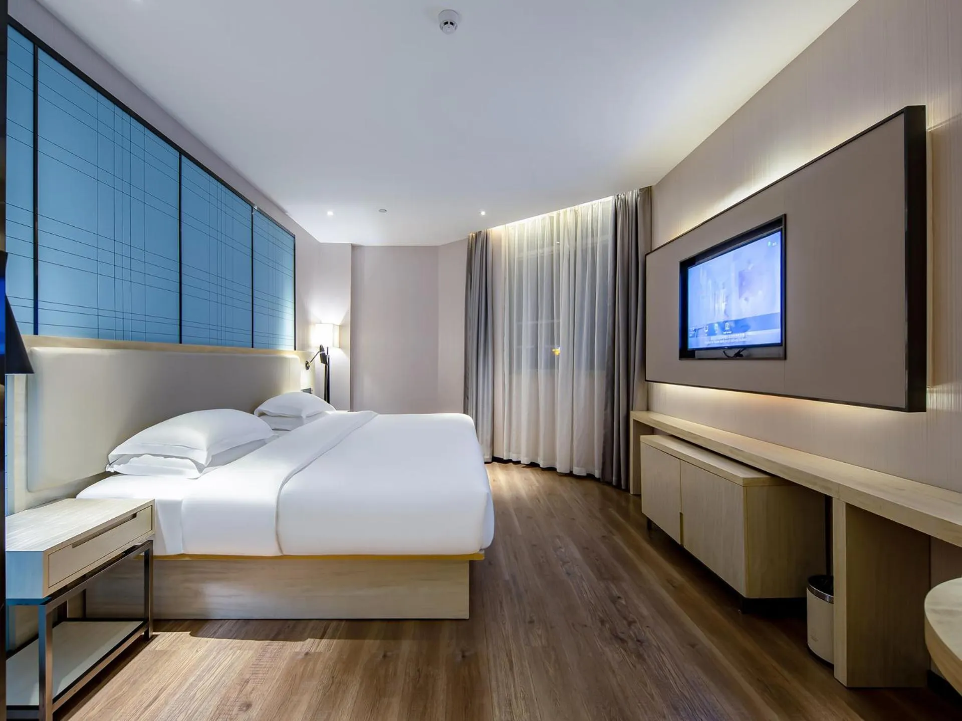 View (from property/room), Bed in Echarm Hotel Guigang Pingnan Central Plaza Branch