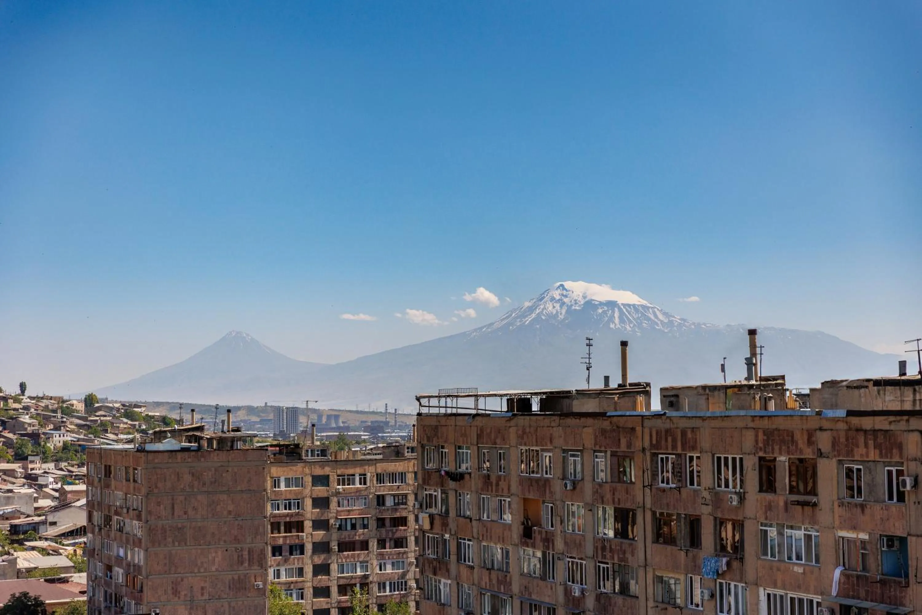 City view in RIS Central Apartments Yerevan