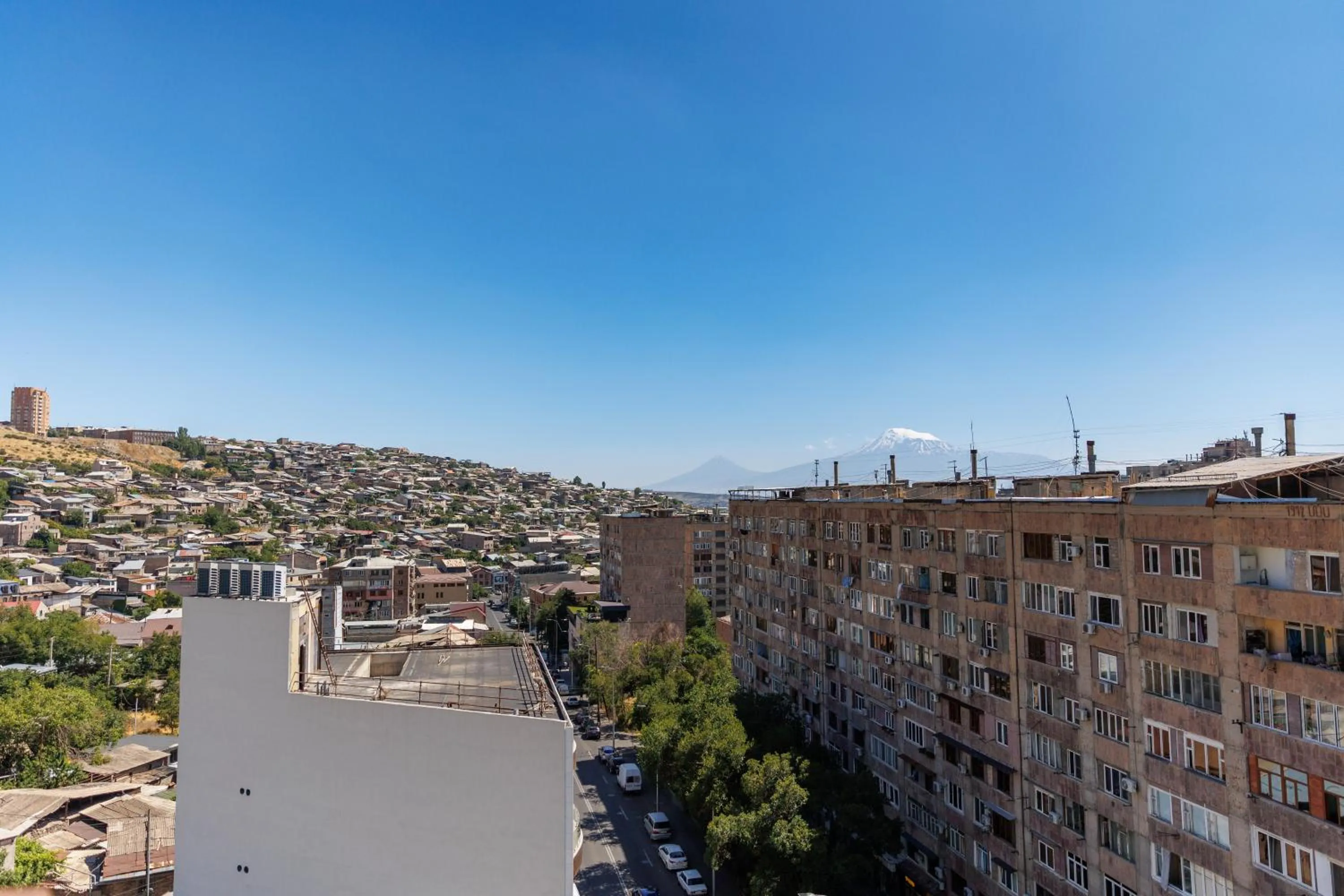 City view in RIS Central Apartments Yerevan